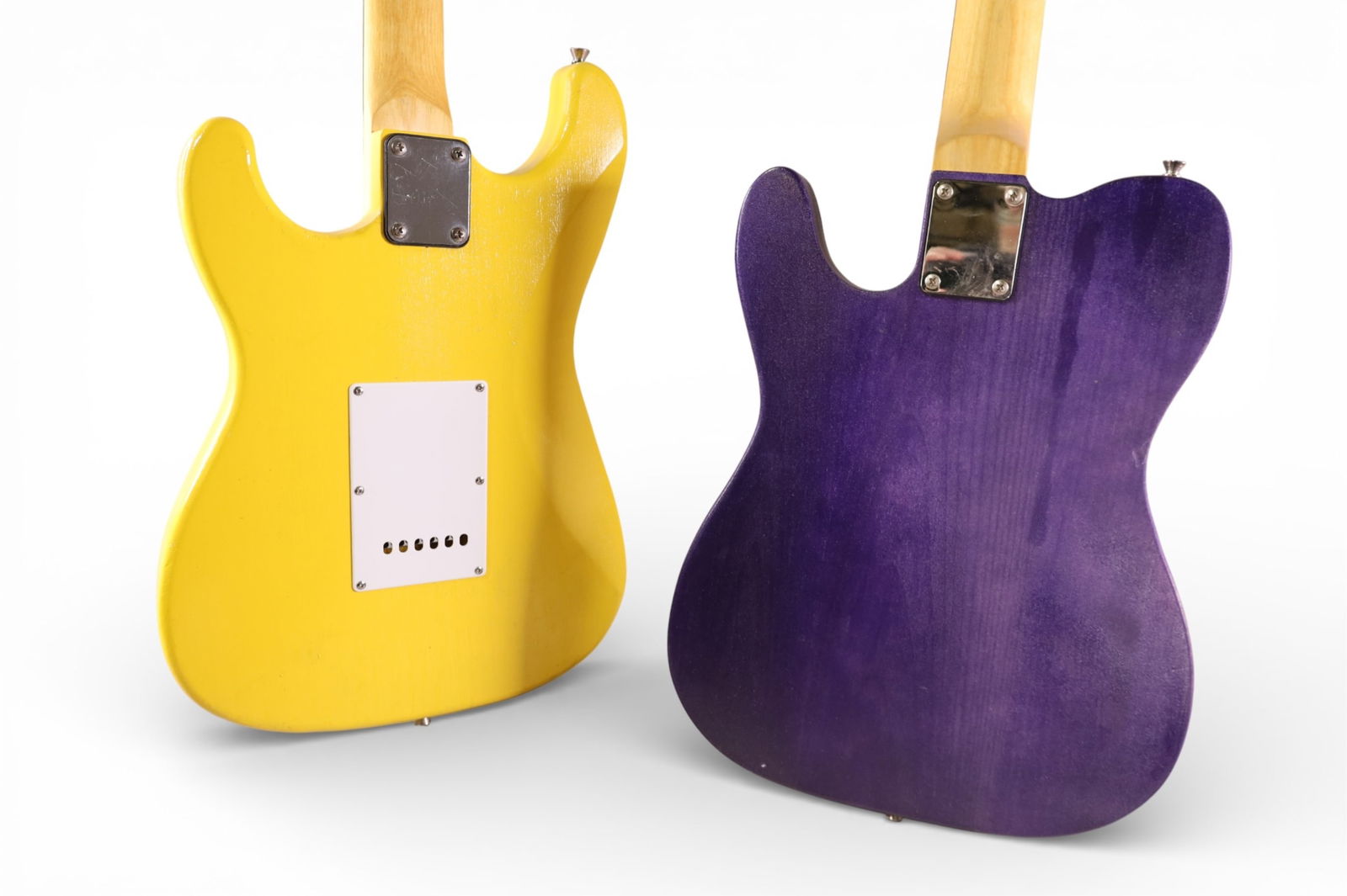 2 ELECTRIC GUITARS - 6