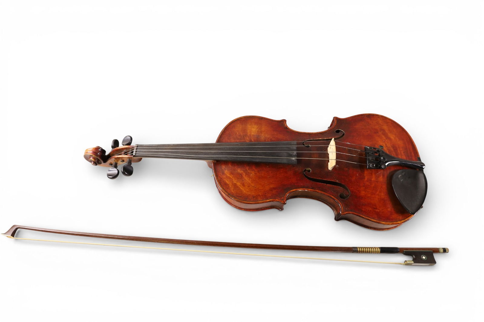 JOSEPH GUARNERI VIOLIN (1 of 9)