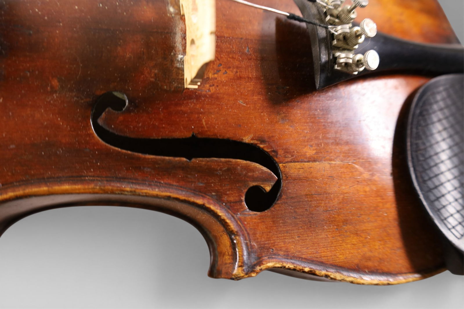 ANTIQUE VIOLIN - 5
