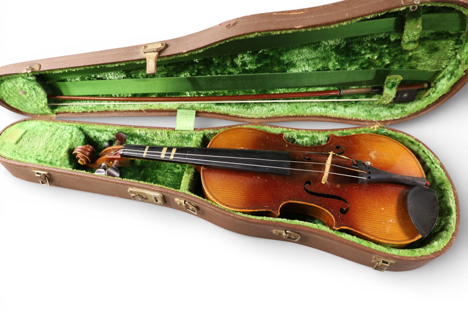 ANTIQUE VIOLIN (1 of 9)