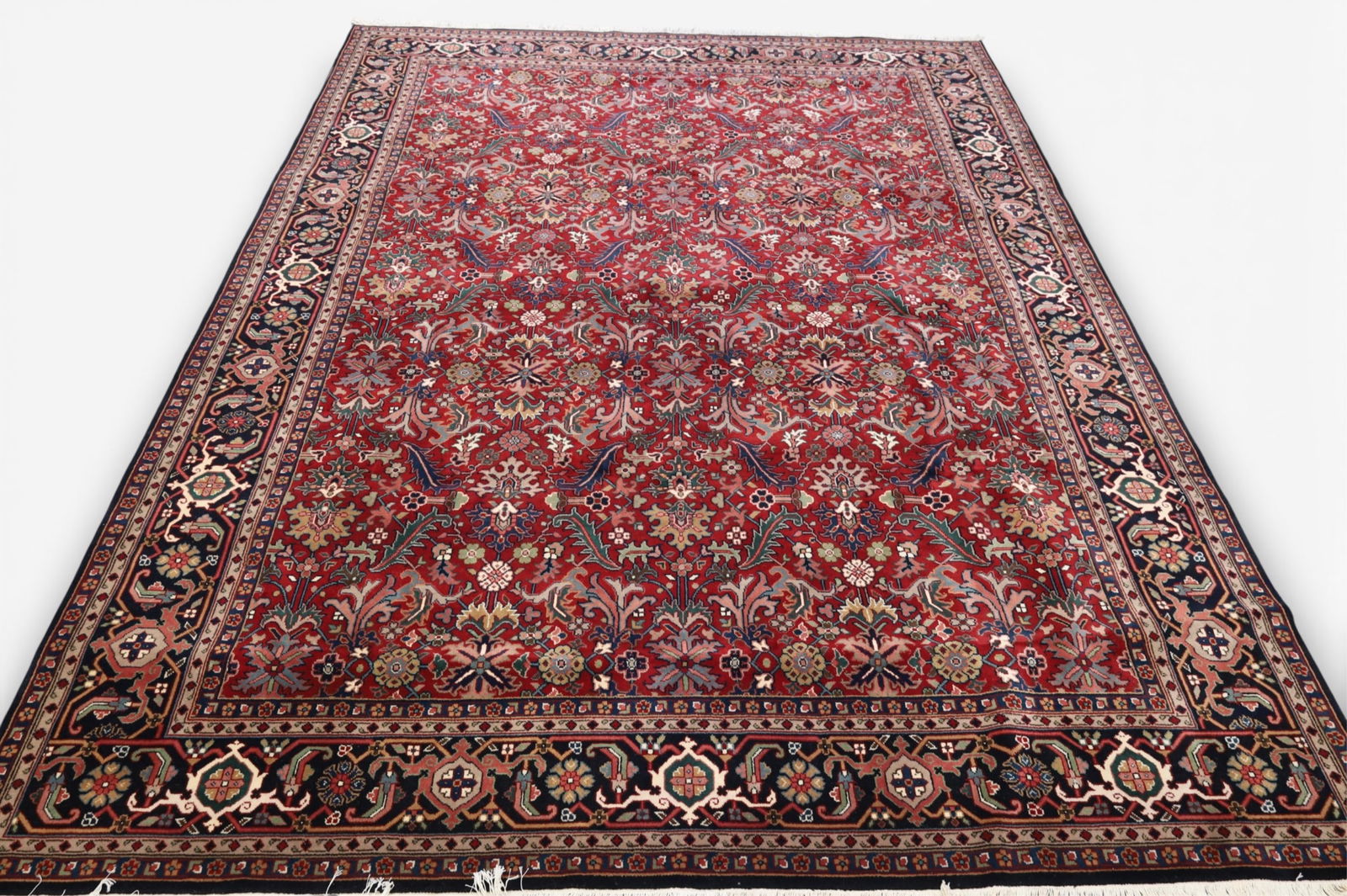 APPROX 11' 7" x 9' HANDMADE WOOL RUG (1 of 5)