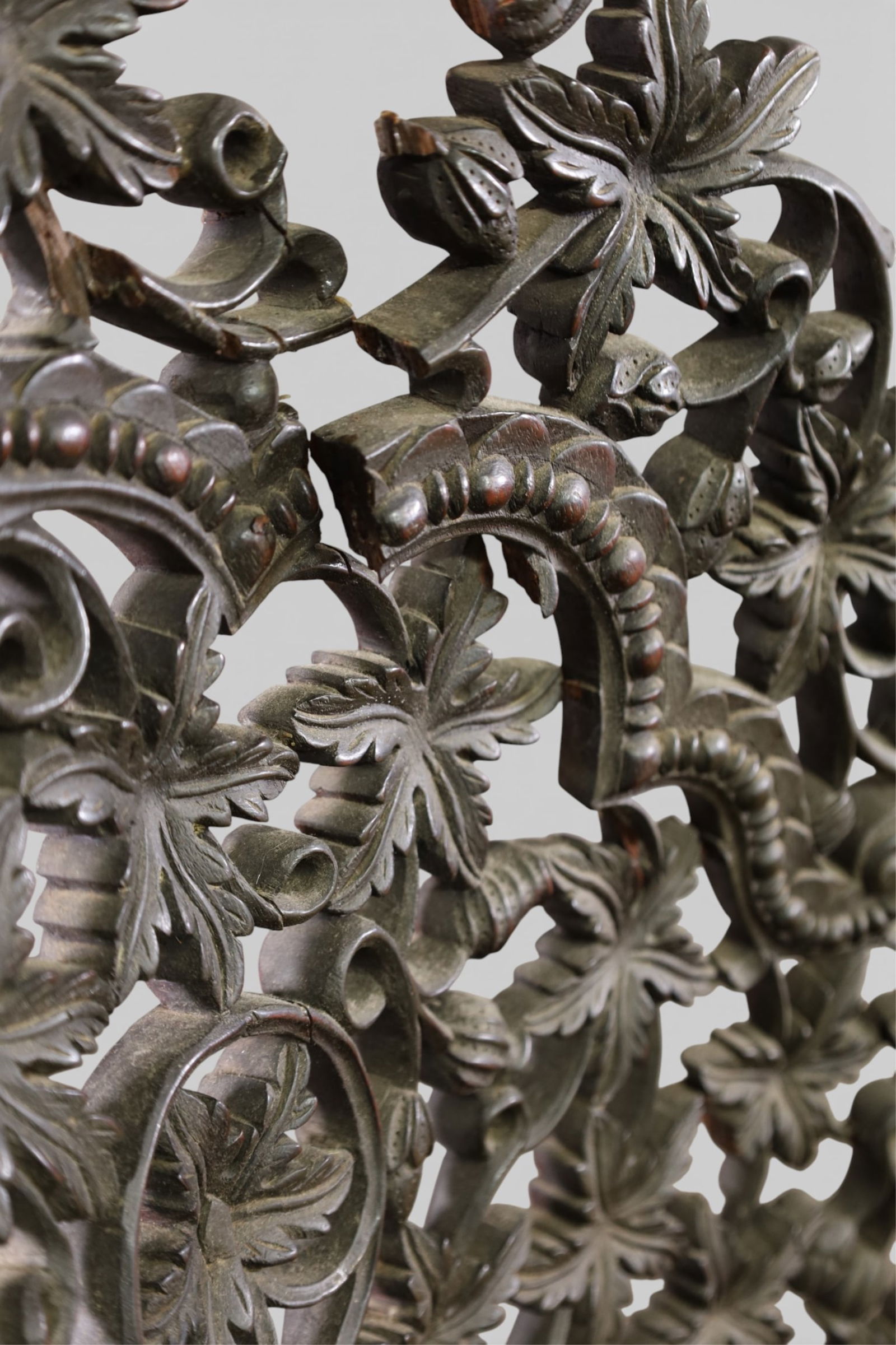 ANGLO INDIAN SETTEE - 4