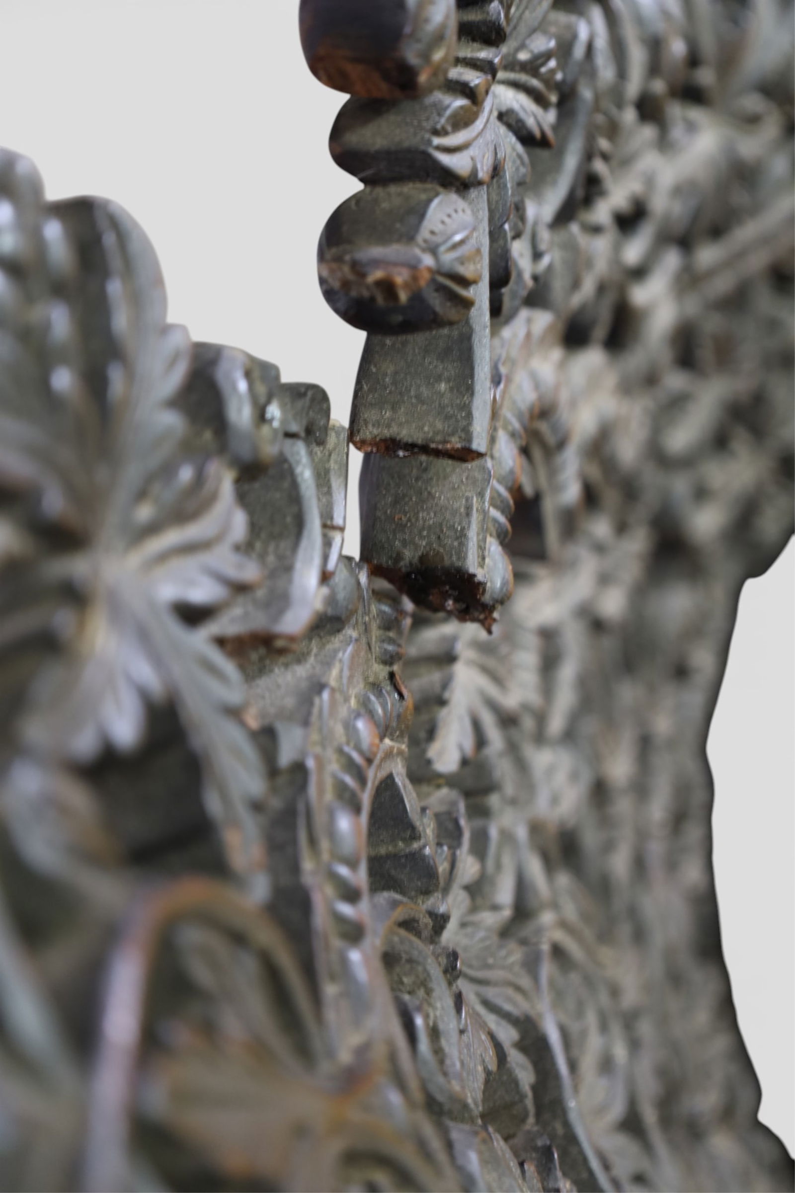 ANGLO INDIAN SETTEE - 5