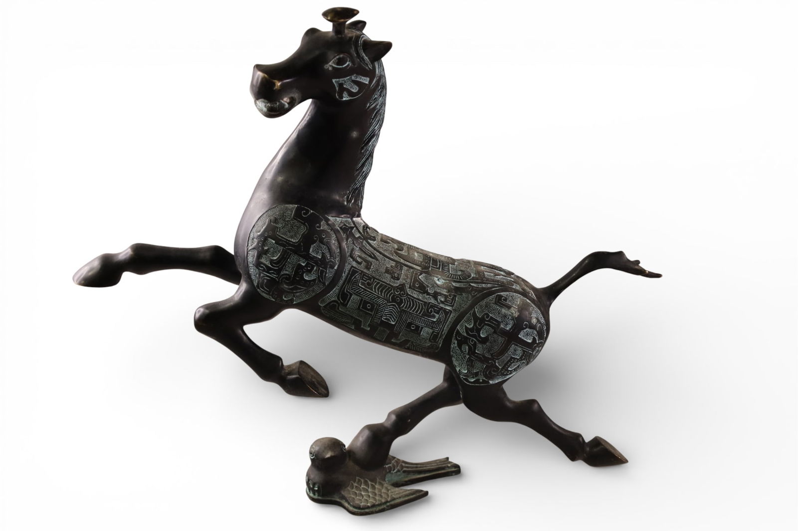 CHINESE BRONZE HORSE: CHINESE BRONZE HORSE, REPLICA OF FLYING HORSE OF GANSU. 24" H.