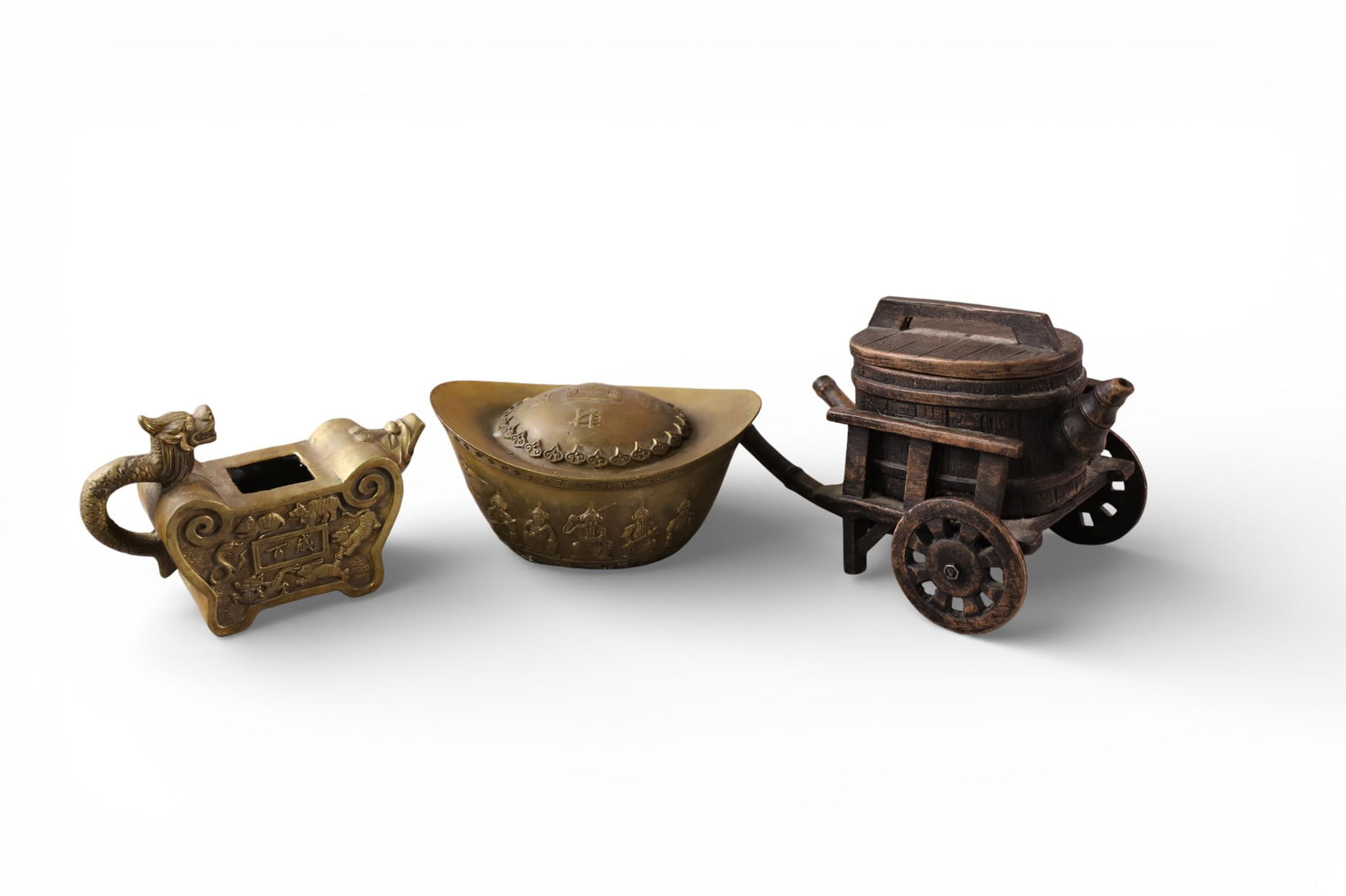 3 CHINESE TABLE ITEMS: BRASS DRAGON FORM PITCHER, & LIDDED WAGON & BRASS SYCEE
