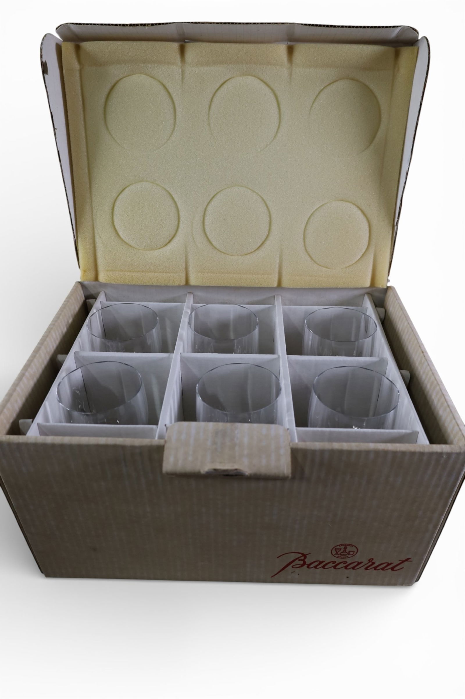 6 BACCARAT WINE GLASSES: BACCARAT OPTIC CRYSTAL WINE GLASSES., IN BOX. 6" H.
