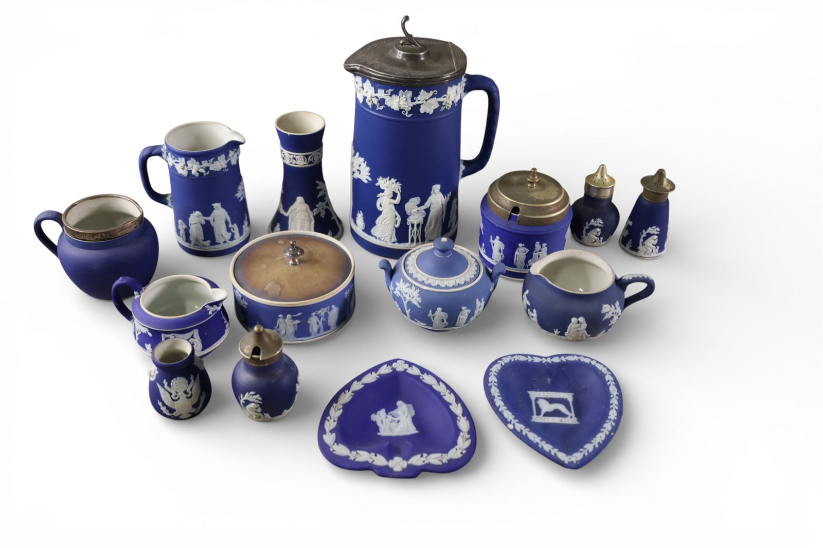 COLLECTION OF WEDGWOOD: MISC PIECES OF WEDGWOOD BLUE JASPERWARE, 7 1/2" H PITCHER,