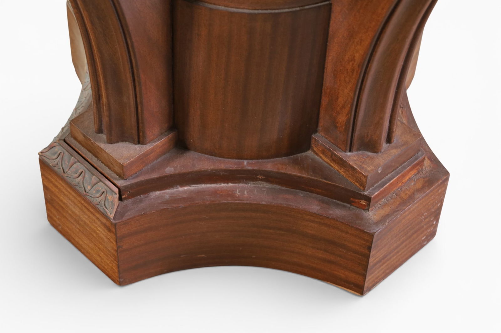 LARGE ART DECO CENTER TABLE - 4