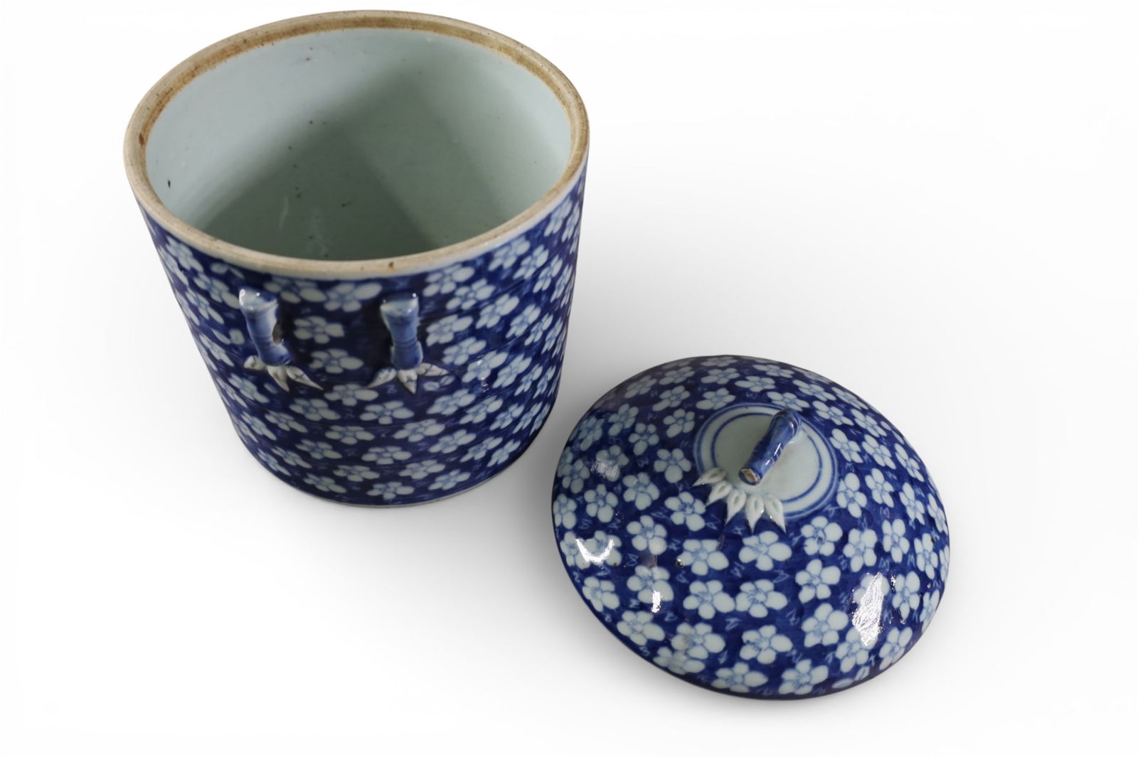 CHINESE COVERED JAR - 3