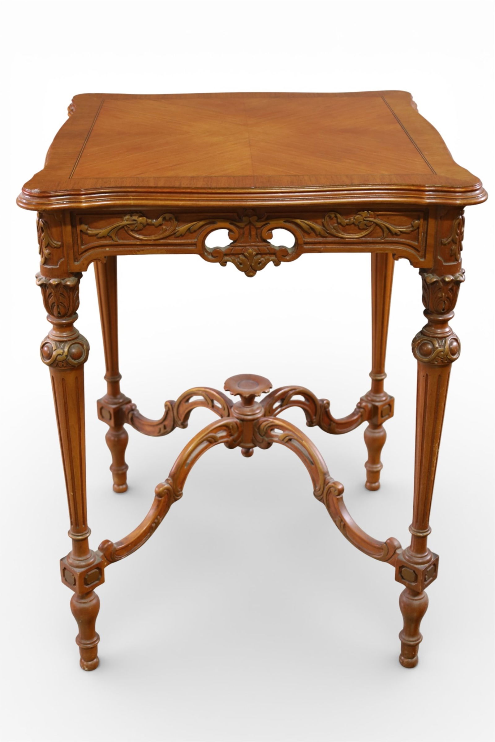 FRENCH STYLE LAMP TABLE (1 of 4)