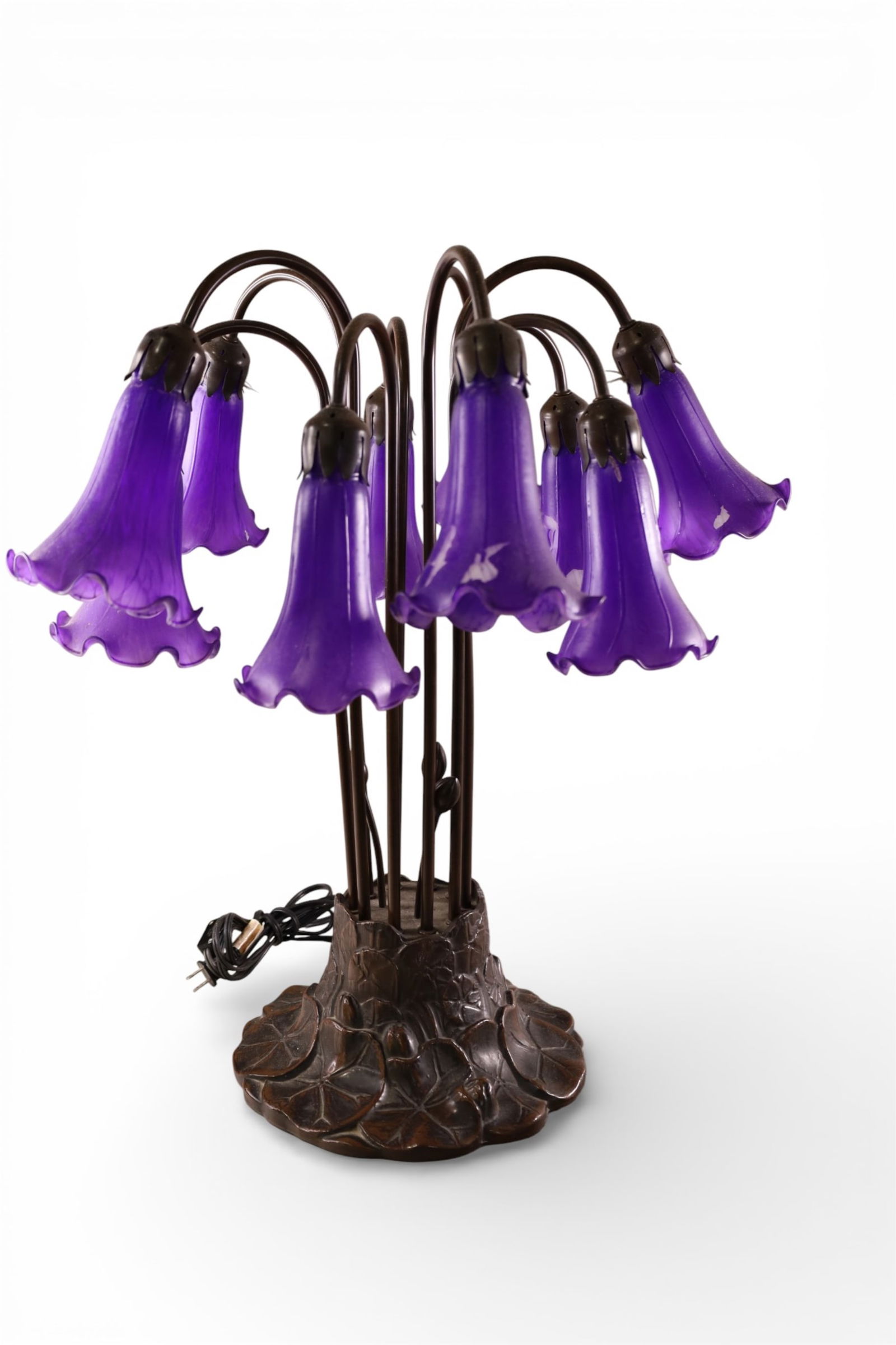 CONTEMPORARY TULIP LAMP: LARGE CONTEMPORARY SPELTER TULIP LAMP, PAINTED GLASS SHADES. SOME PAINT IS PEELING ON SHADES. 24" H & 11" DIAM BASE. THIS ITEM EXCEEDS SIZE LIMITATIONS FOR IN HOUSE SHIPPING, MUST BE PICKED UP IN