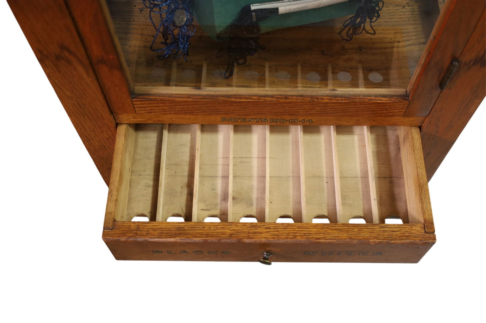 RICHARDSONS SPOOL CABINET - 3