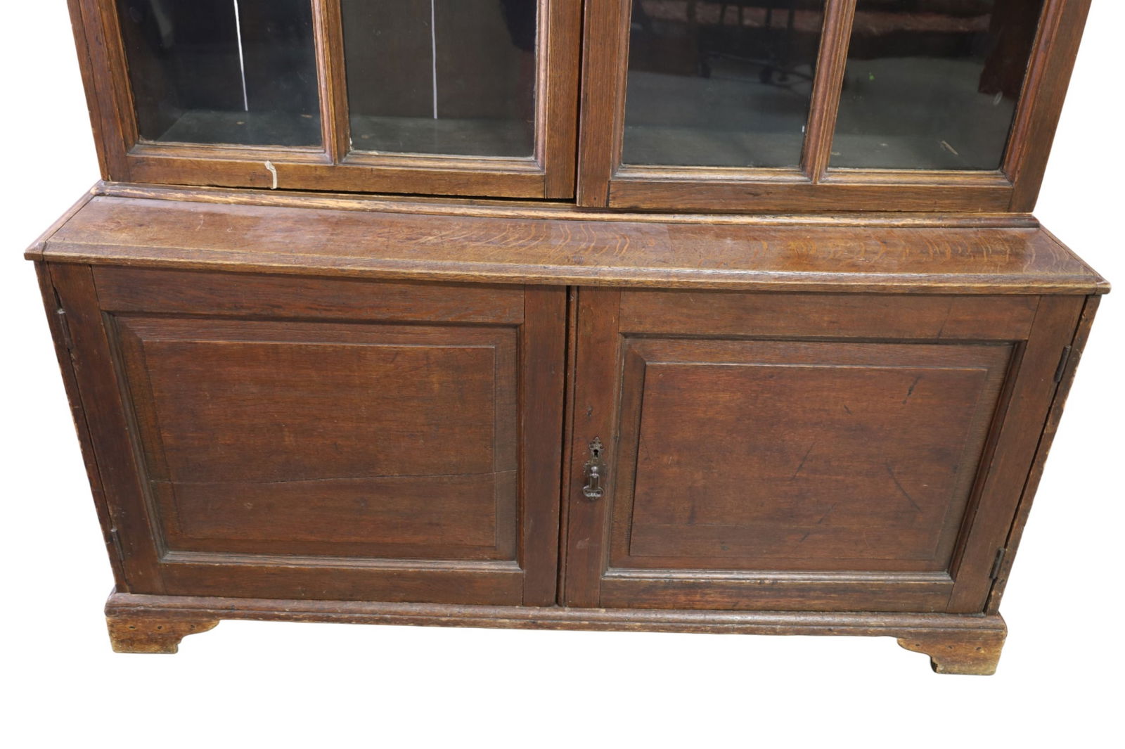LARGE ANTIQUE OAK BOOKCASE - 2