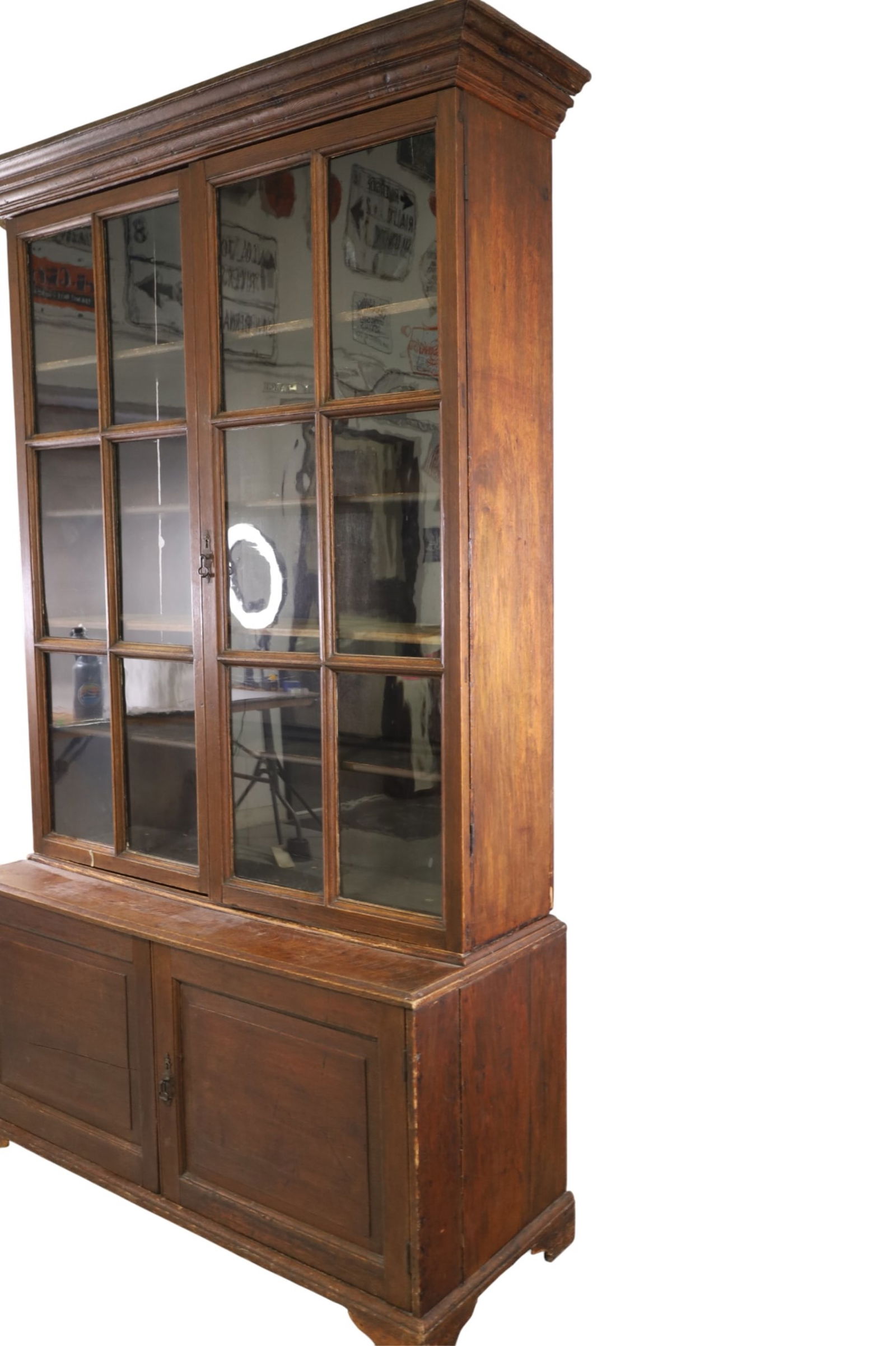 LARGE ANTIQUE OAK BOOKCASE - 3