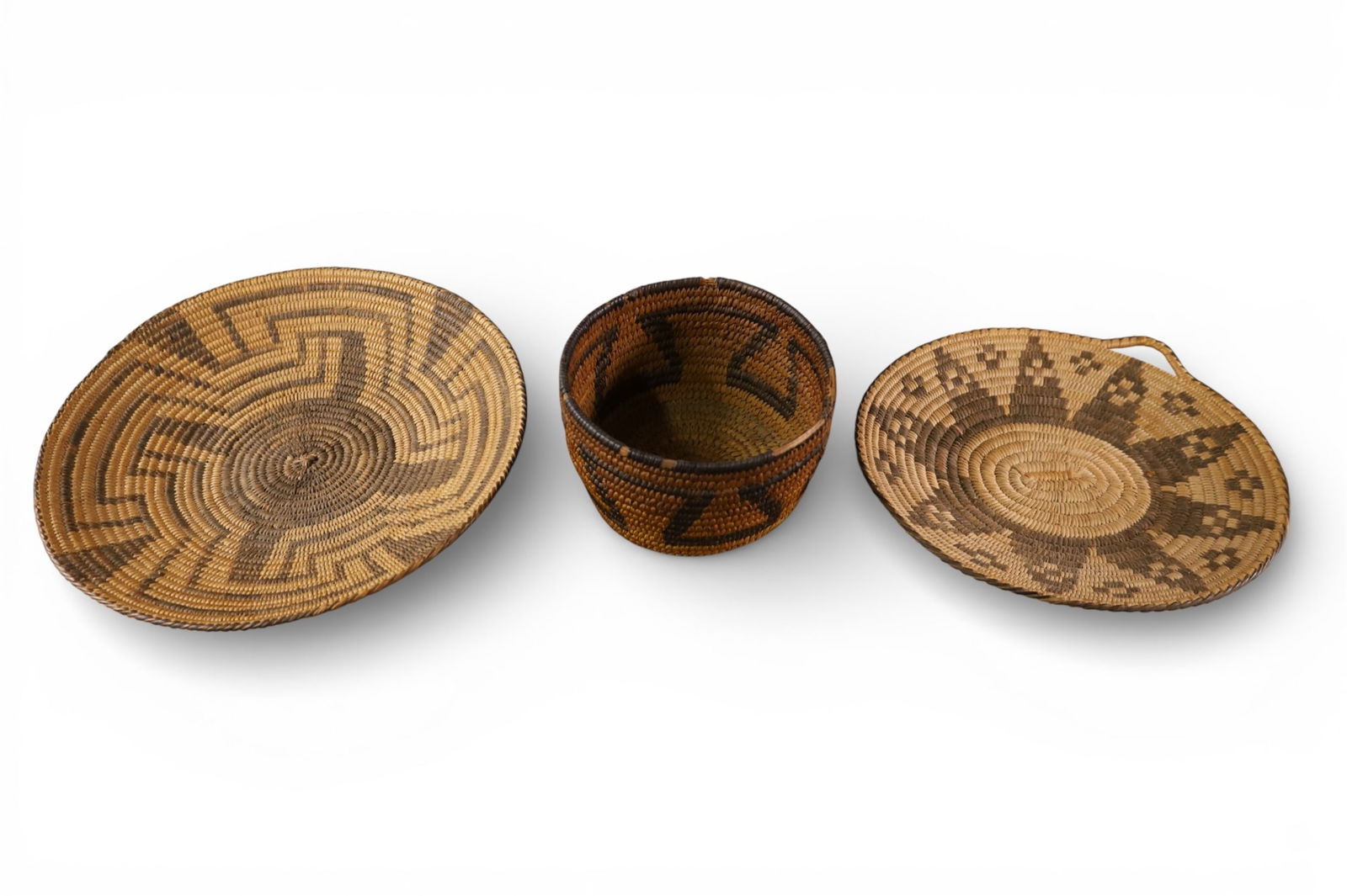 3 NATIVE AMERICAN BASKETS: 2 TRAYS & BOWL, HANDMADE NATIVE AMERICAN TRAYS AND BOWL. 6" - 11" DIAM.