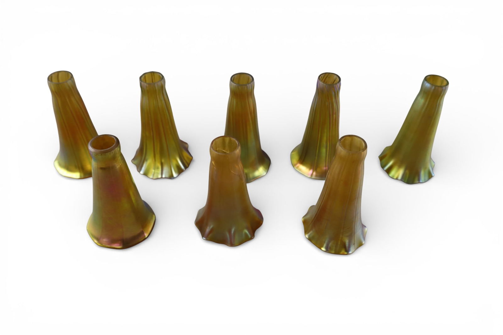 8 ART GLASS SHADES: TULIP ART GLASS SHADES, ONE HAS CRACK. 1" FITTER & 4 3/4" H.