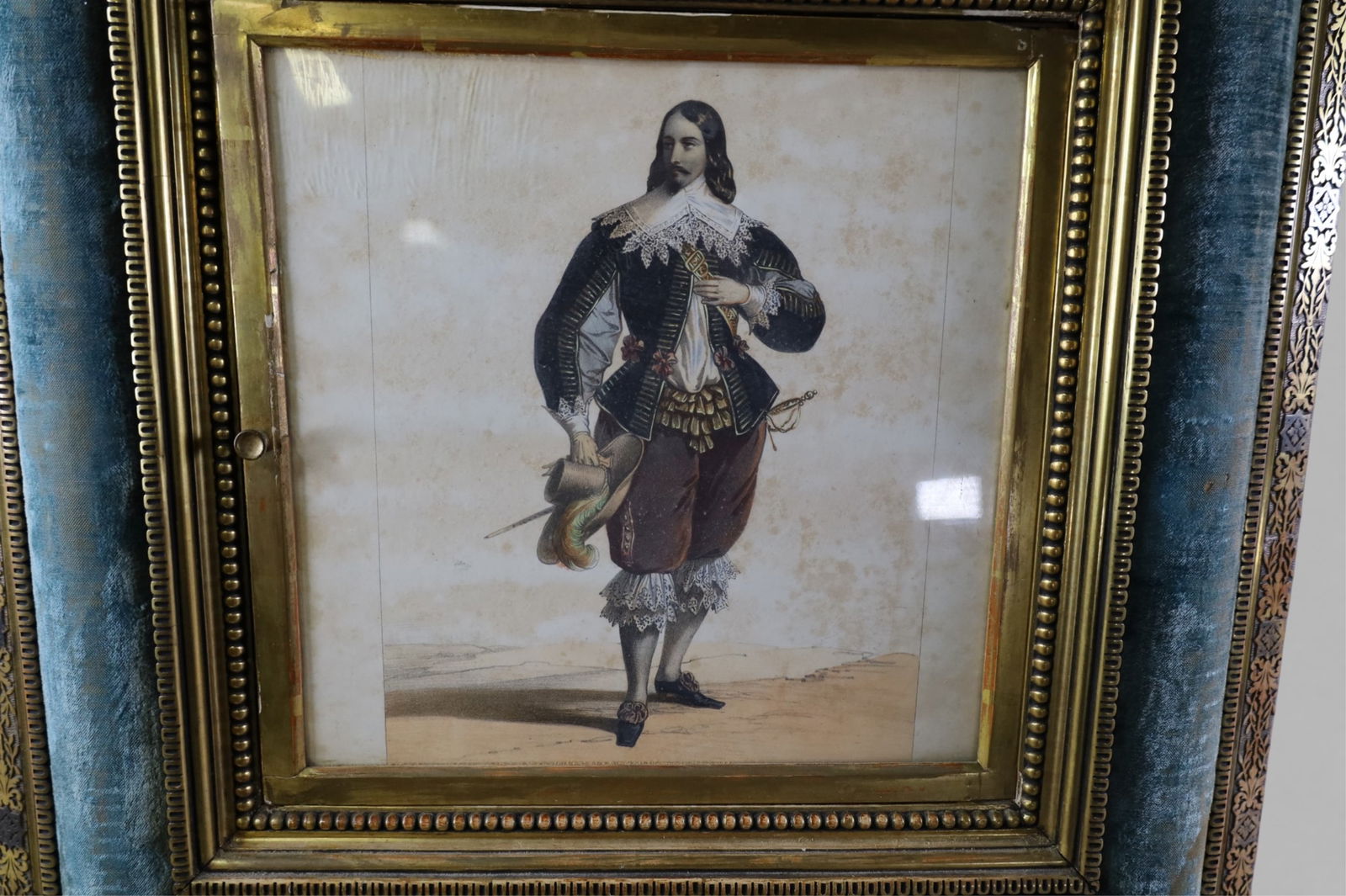 VICTORIAN HANGING TRIPTYCH - 2