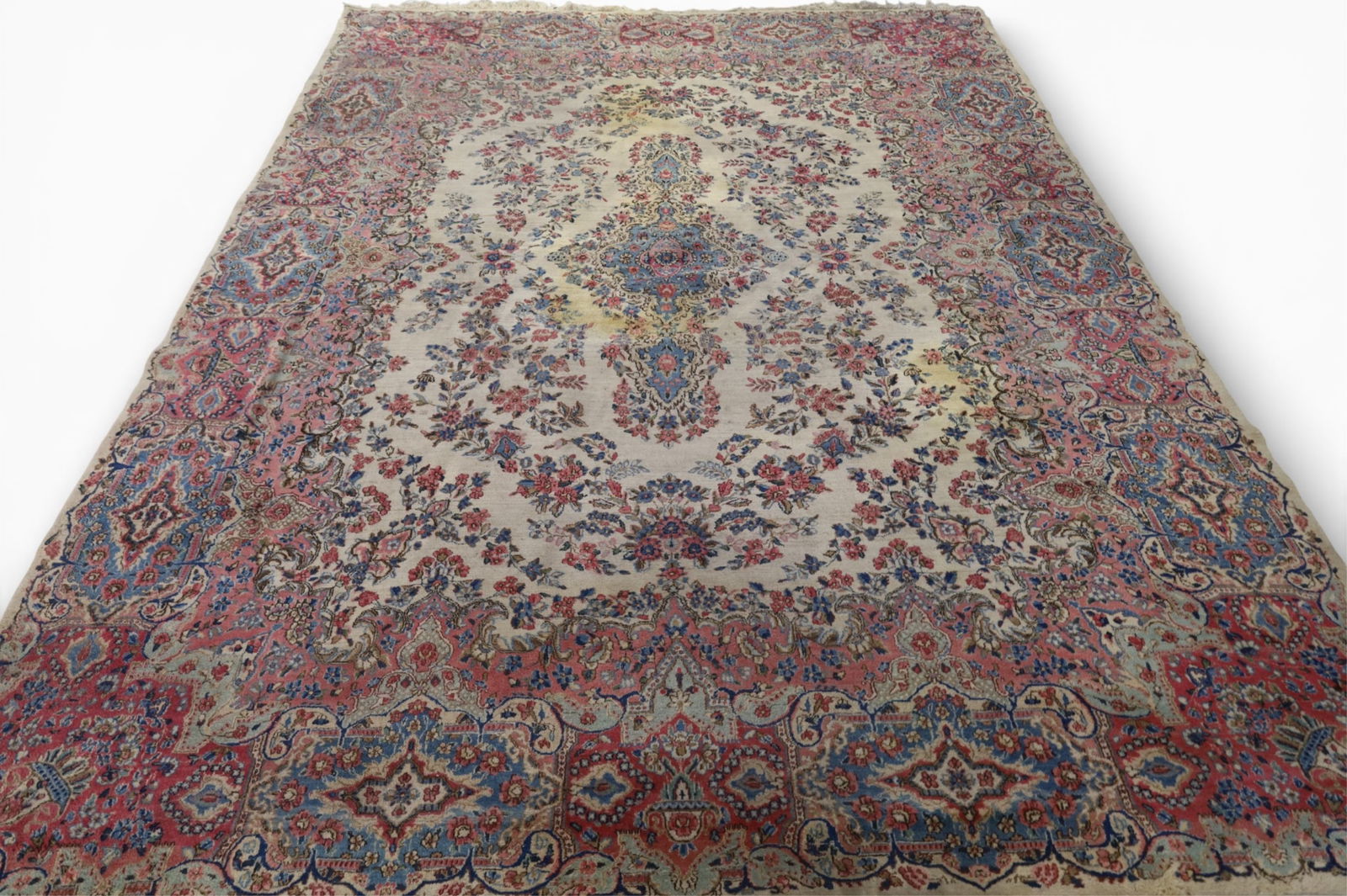 APPROX 9' x 12' ROOMSIZE WOOL RUG (AS IS) (1 of 6)