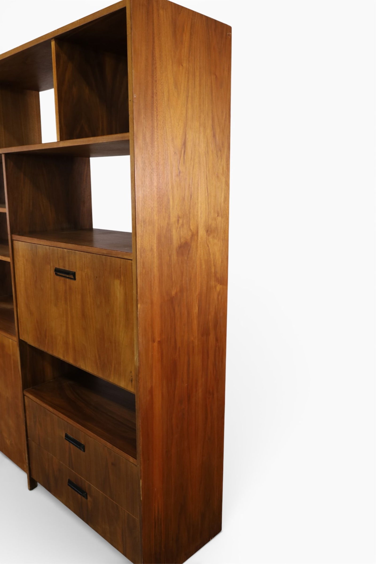 MID CENTURY MODERN WALL UNIT - 5