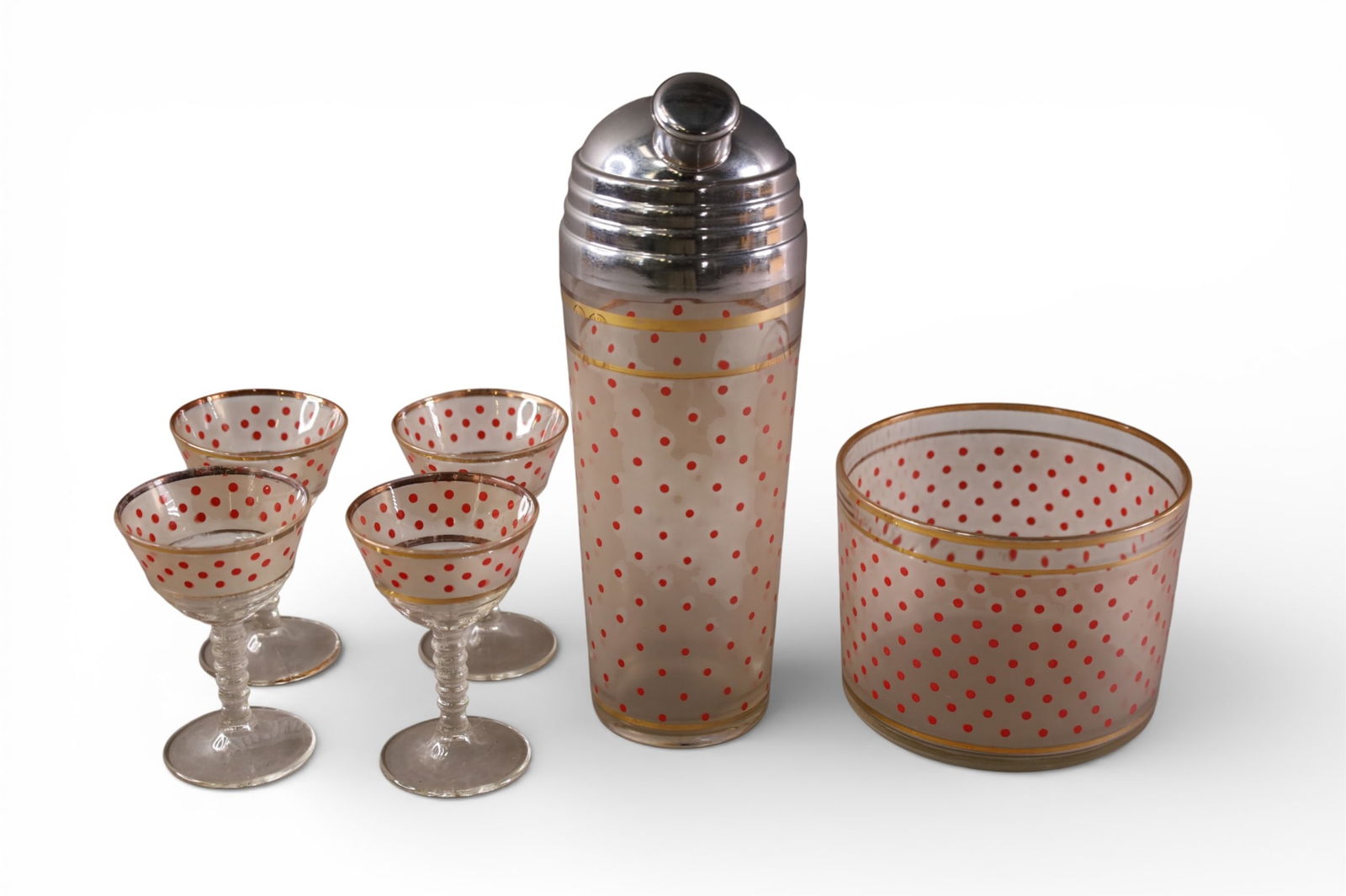 VINTAGE BAR SET (1 of 4)