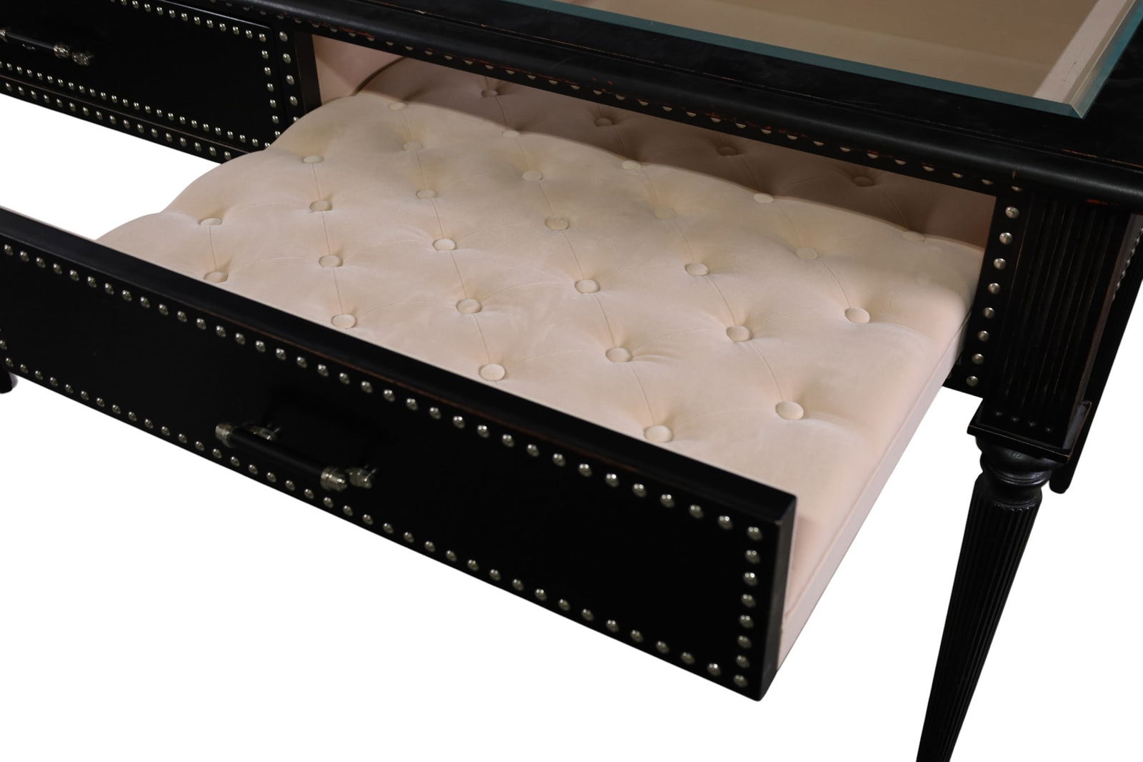 GUCCI SHOWROOM SHOWCASE - 4