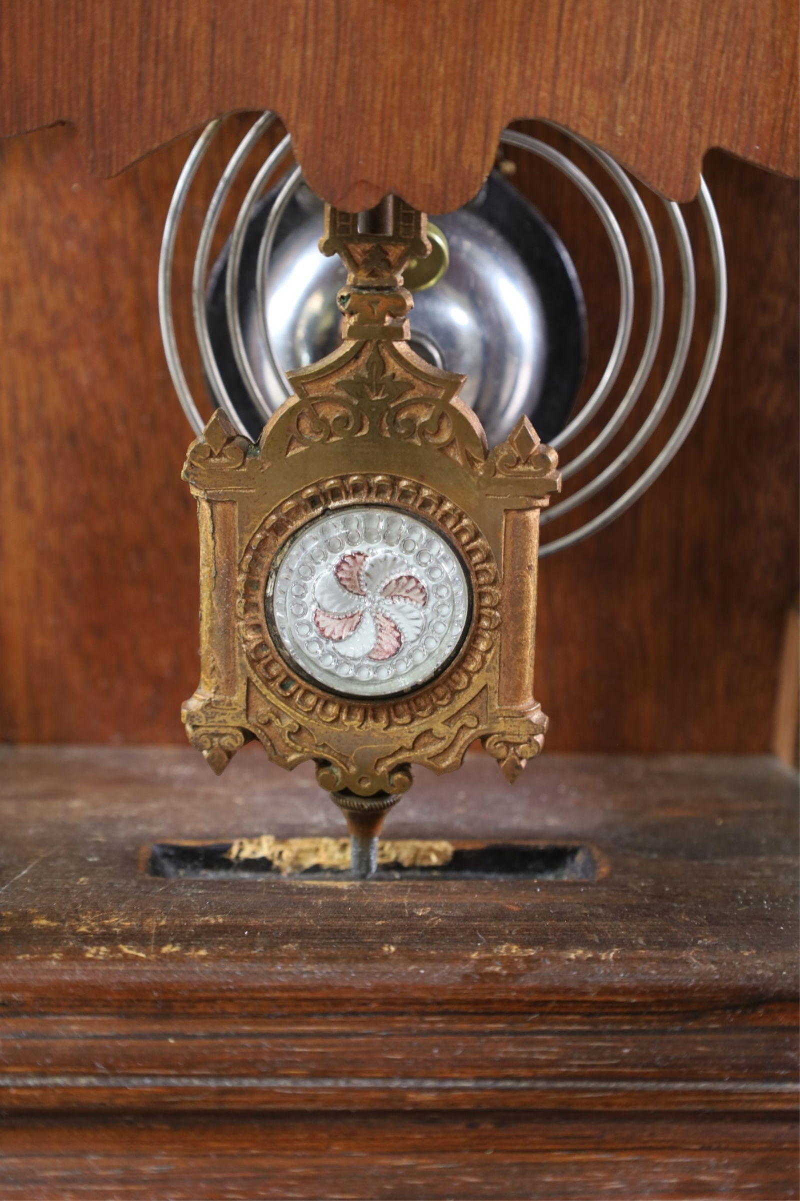 VICTORIAN MANTLE CLOCK - 2