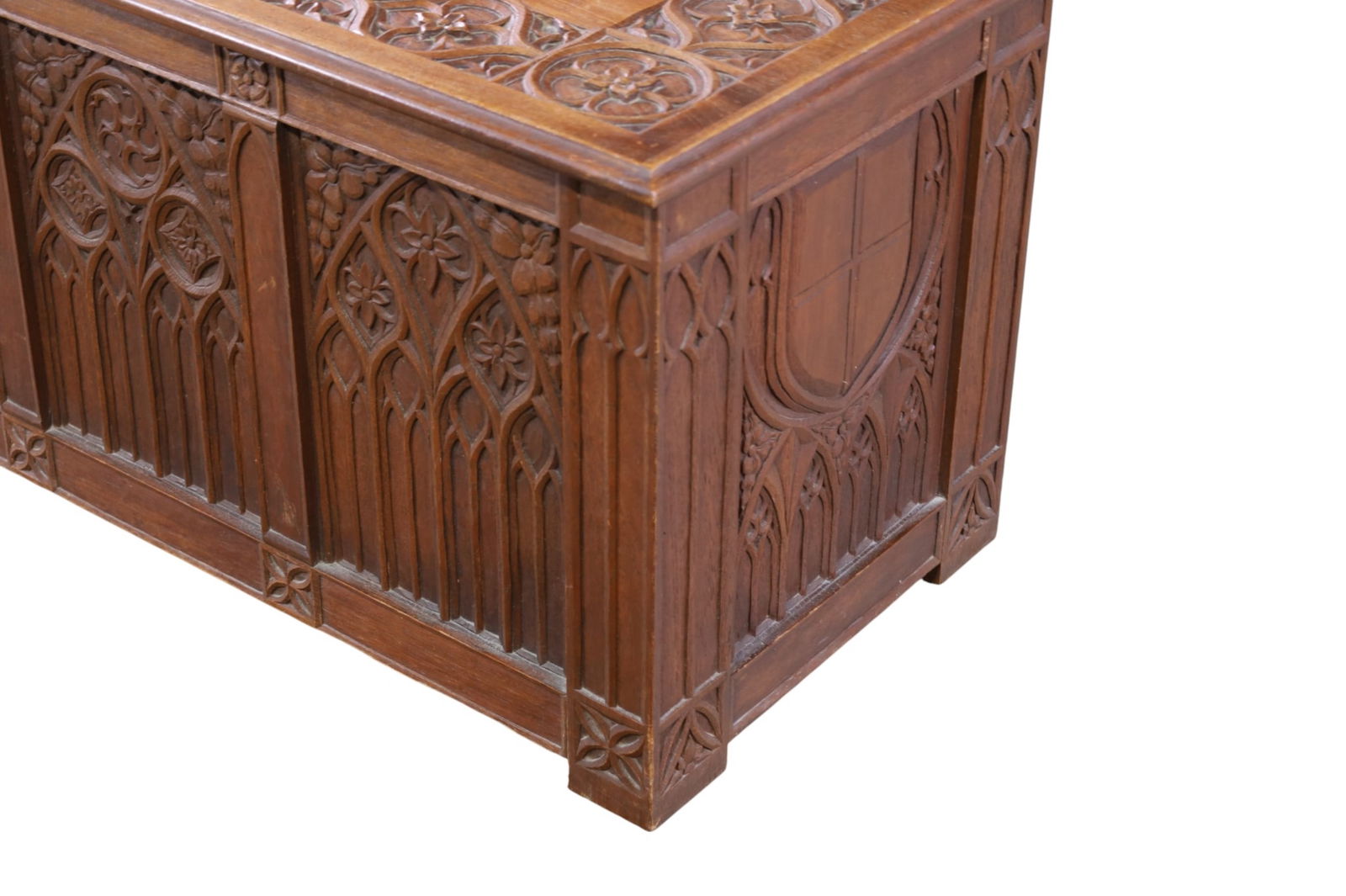 SPANISH STYLE TRUNK - 4