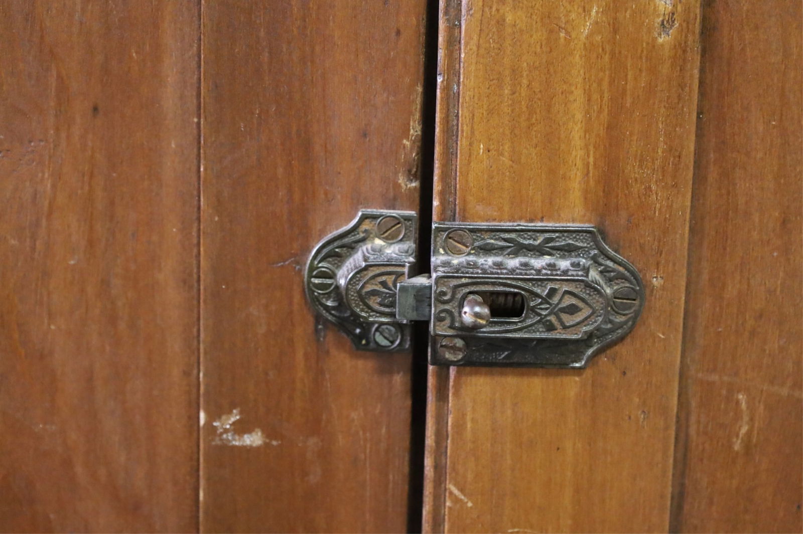 PRIMITIVE DRY SINK - 3