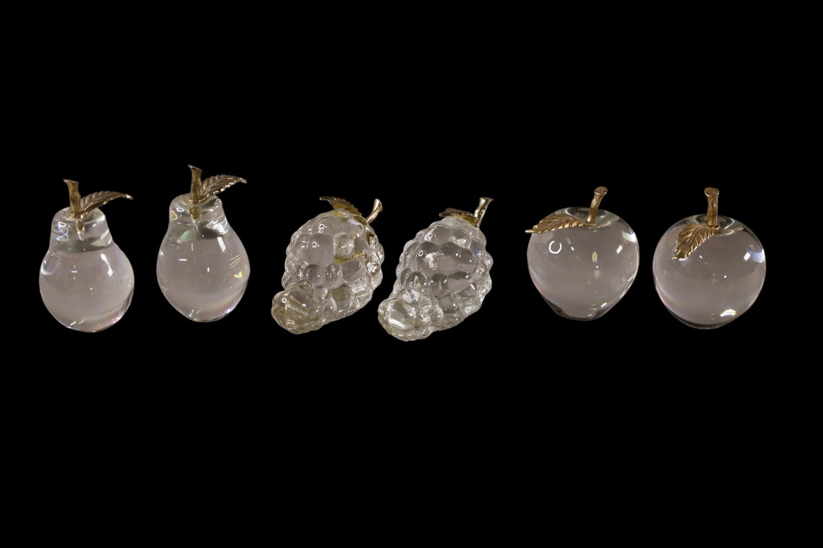 6 CRYSTAL PAPERWEIGHTS (1 of 4)