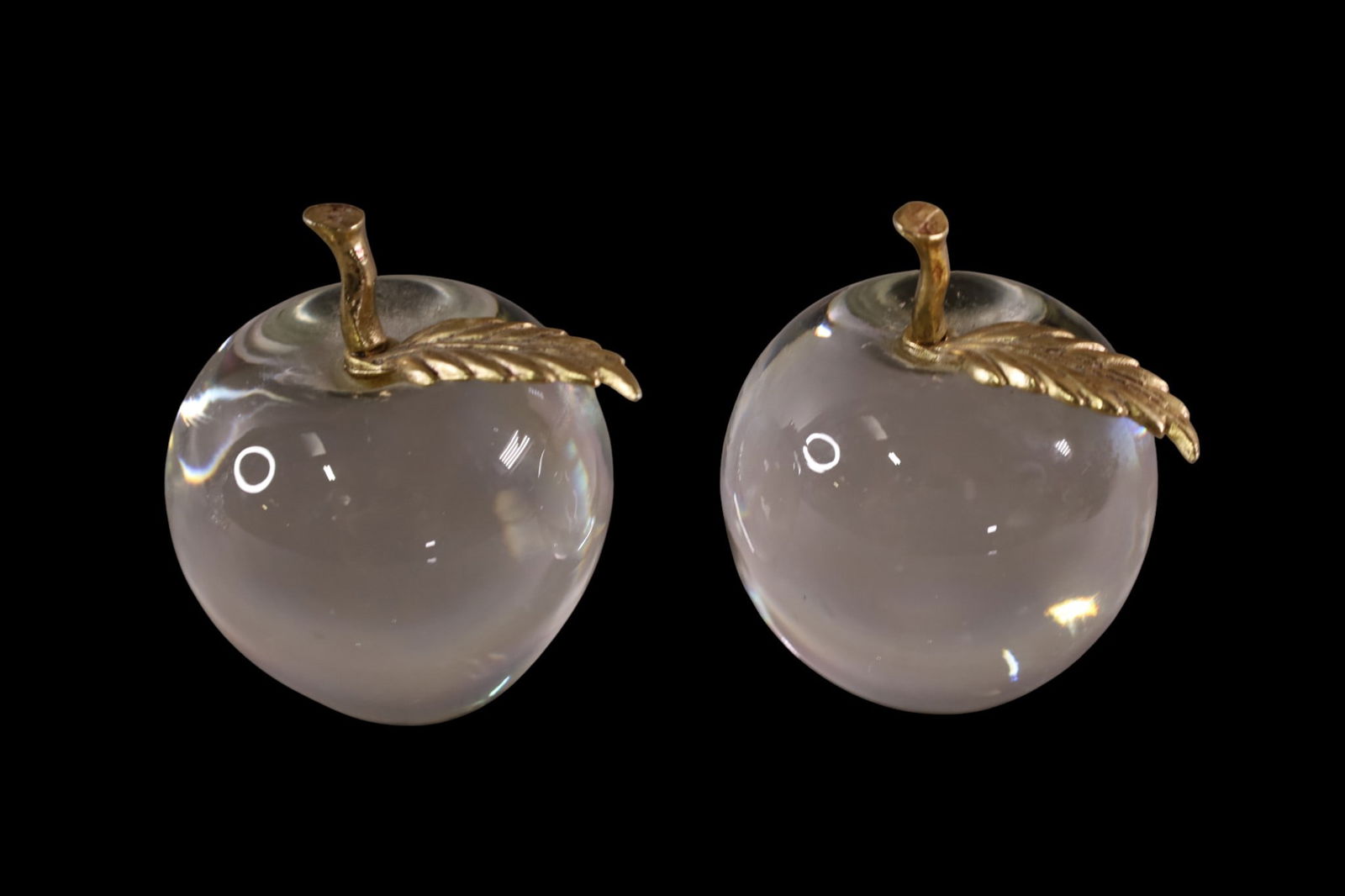 6 CRYSTAL PAPERWEIGHTS - 3