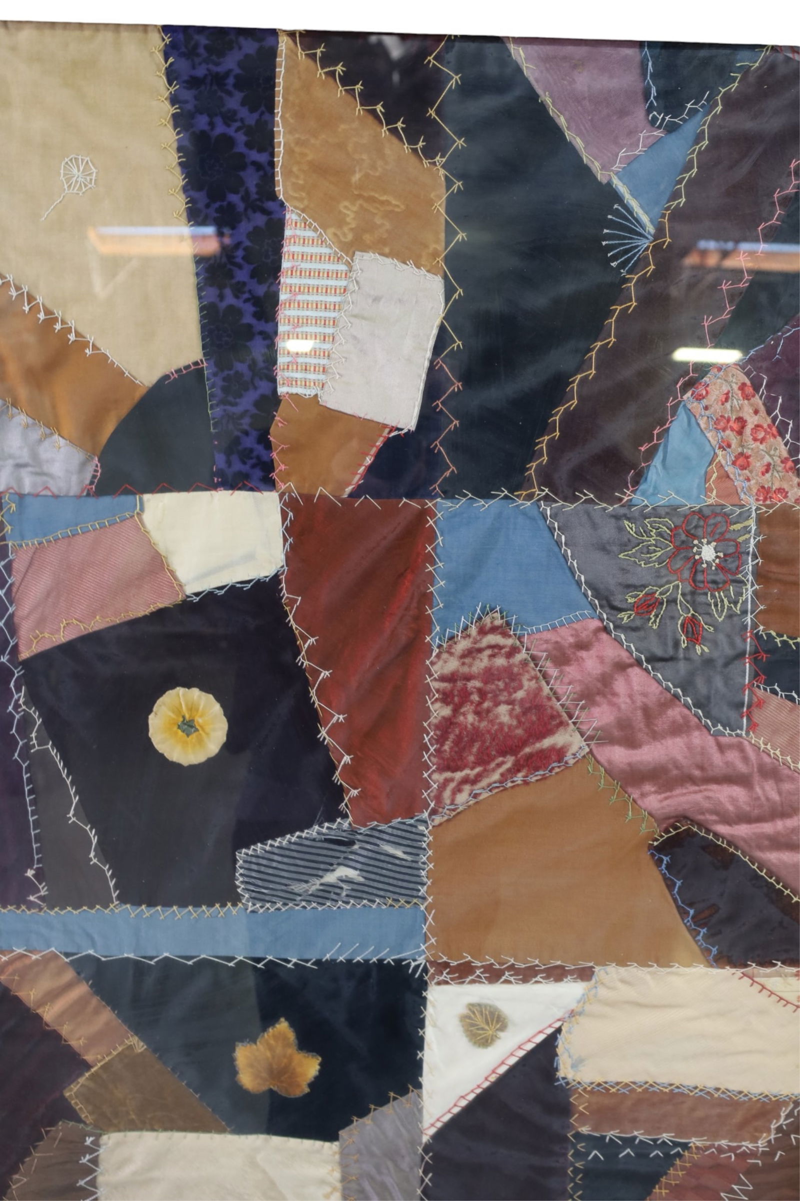 LARGE ANTIQUE FRAMED QUILT - 2