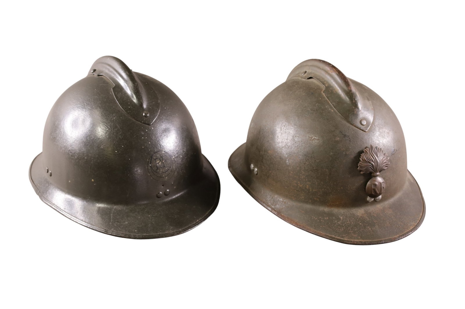2 FRENCH MILITARY HELMETS: 2 FRENCH COMBAT HELMETS, WWII.