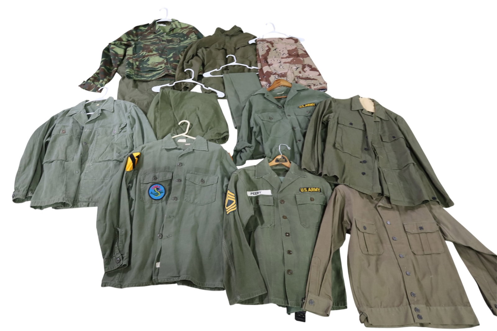 LOT OF U.S. ARMY UNIFORMS (1 of 5)