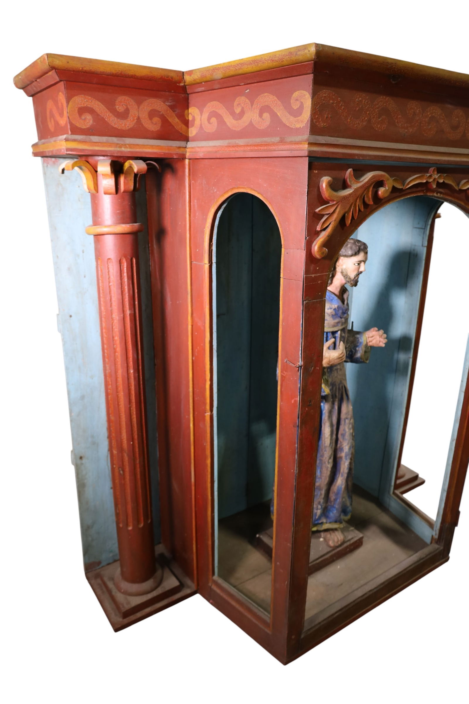 LARGE SANTO IN SHRINE - 4