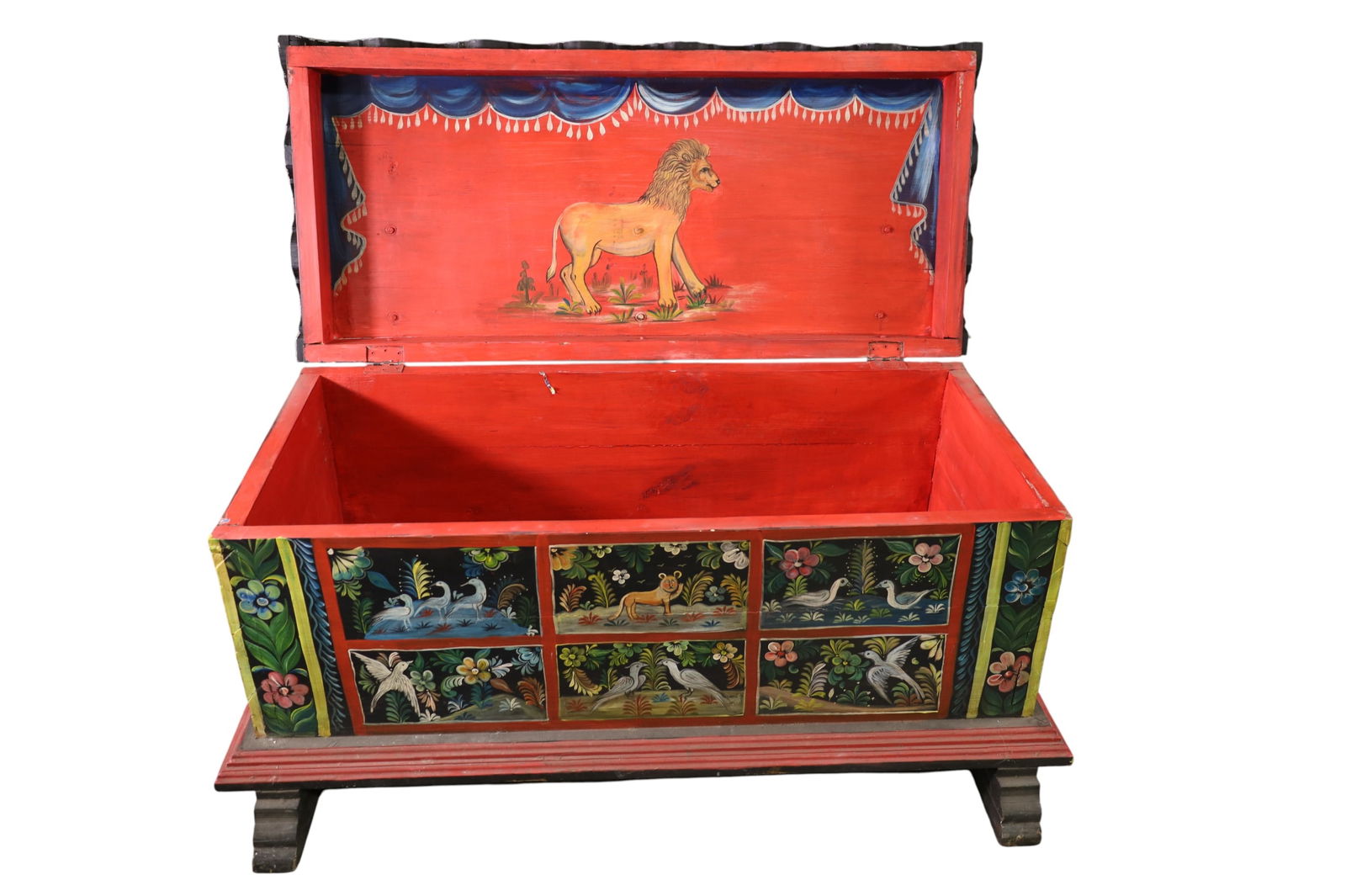 LARGE MEXICAN PAINTED TRUNK - 3