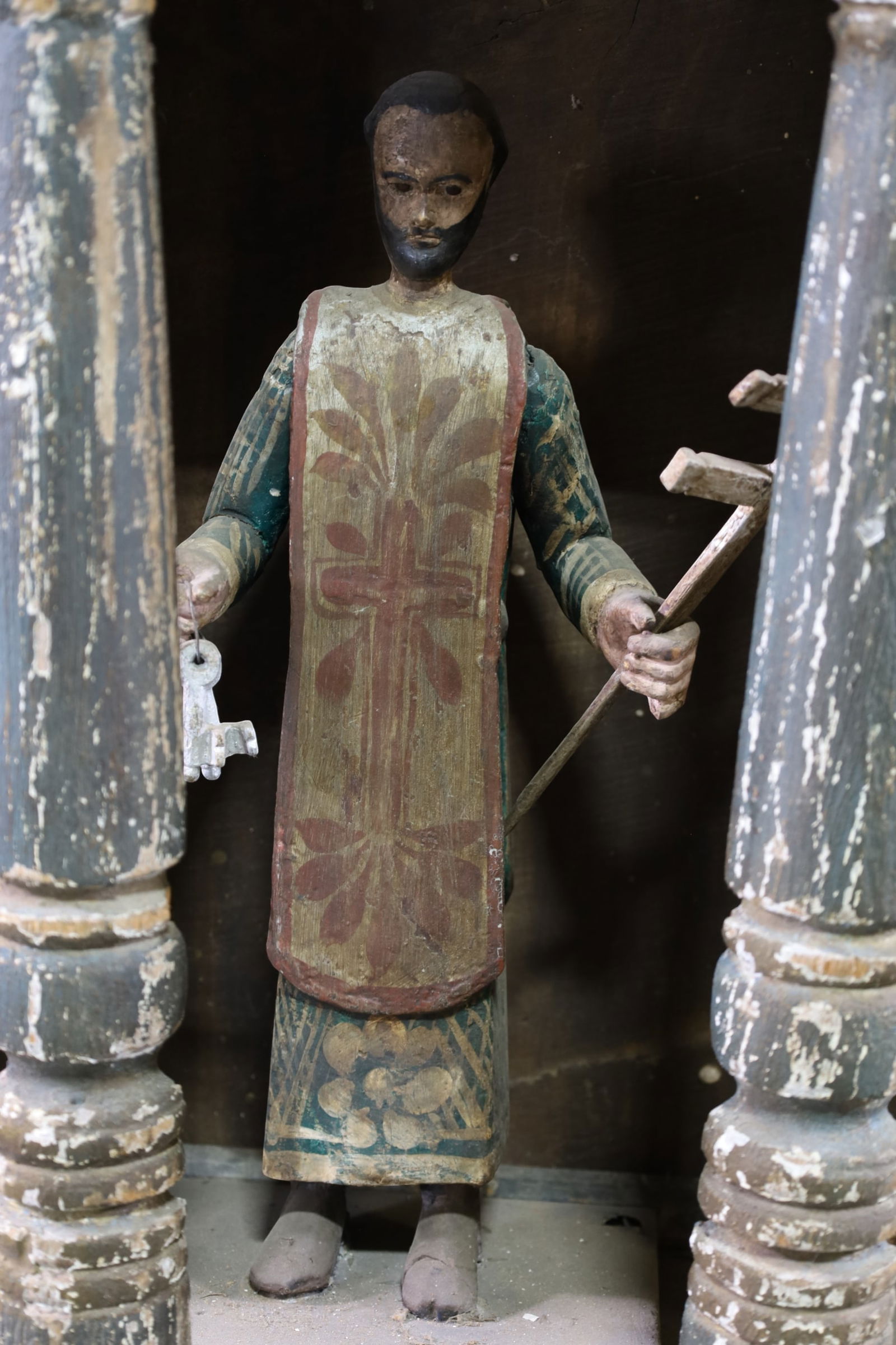 RELIGIOUS SANTO IN SHRINE - 2