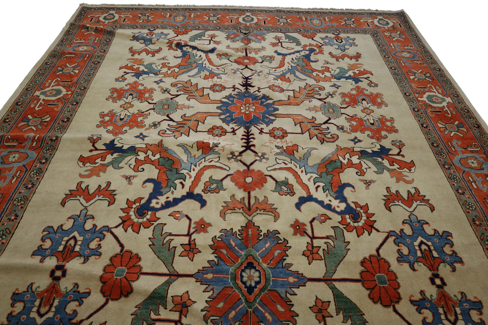 APPROX 9' 10" x 13' 5" HANDMADE WOOL RUG - 3