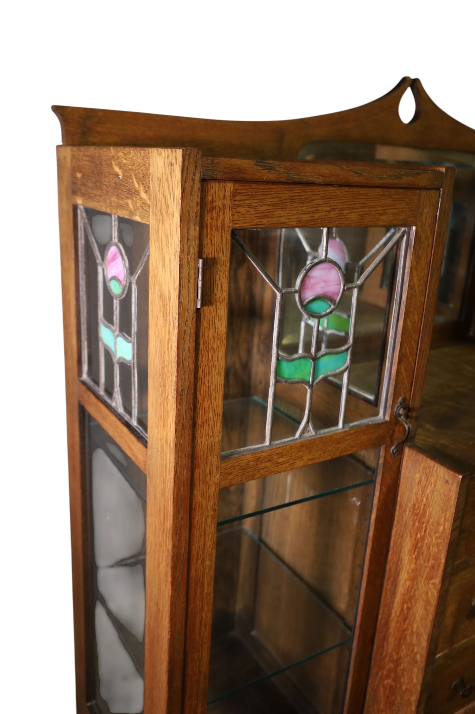 ARTS & CRAFTS OAK SIDEBOARD - 2