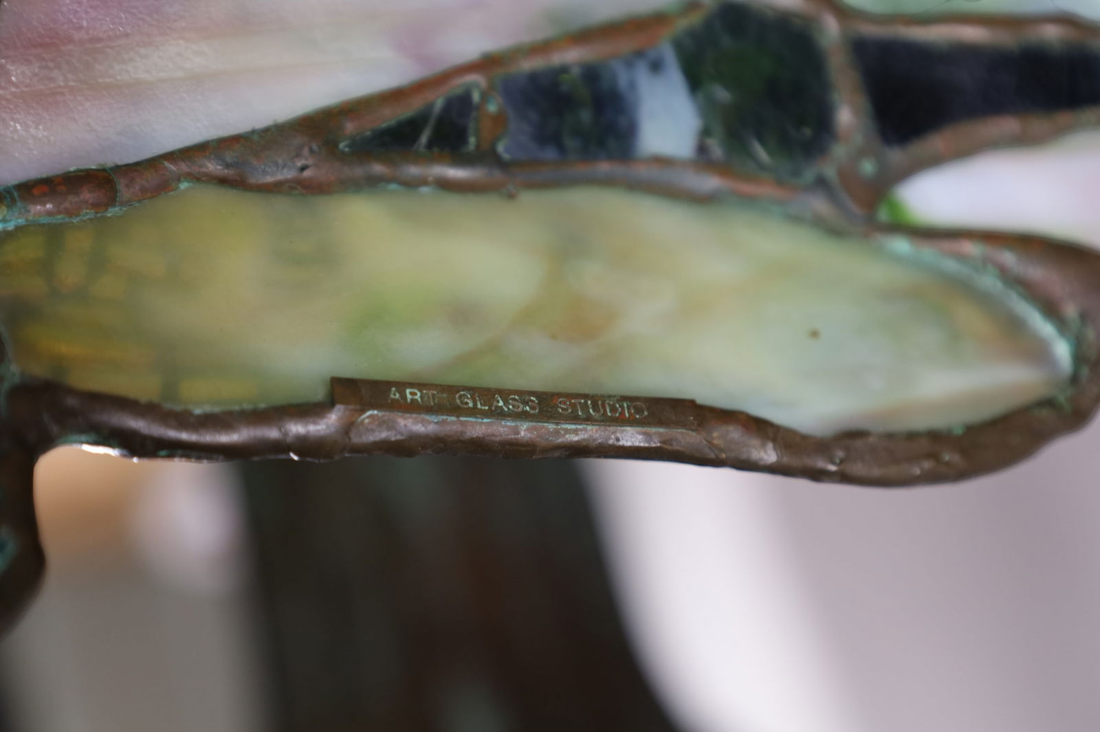 LARGE LEADED DRAGONFLY TABLE LAMP - 5