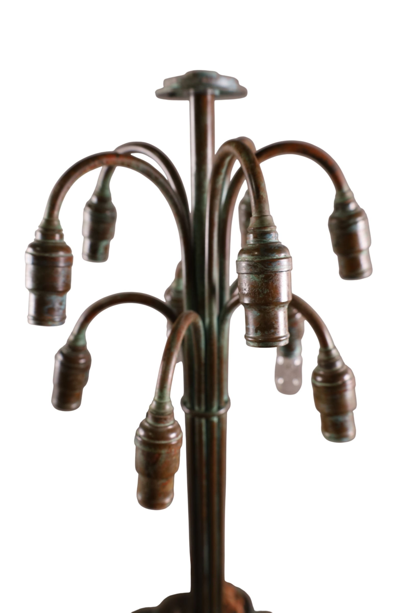BUFFALO STUDIOS BRONZE TABLE LAMP - 5
