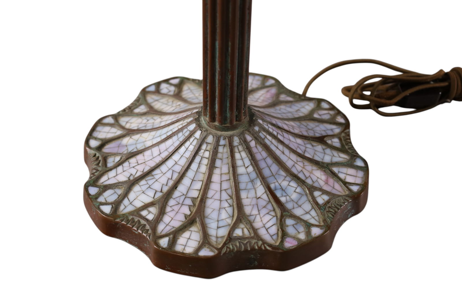 LARGE LEADED GLASS TABLE LAMP - 3