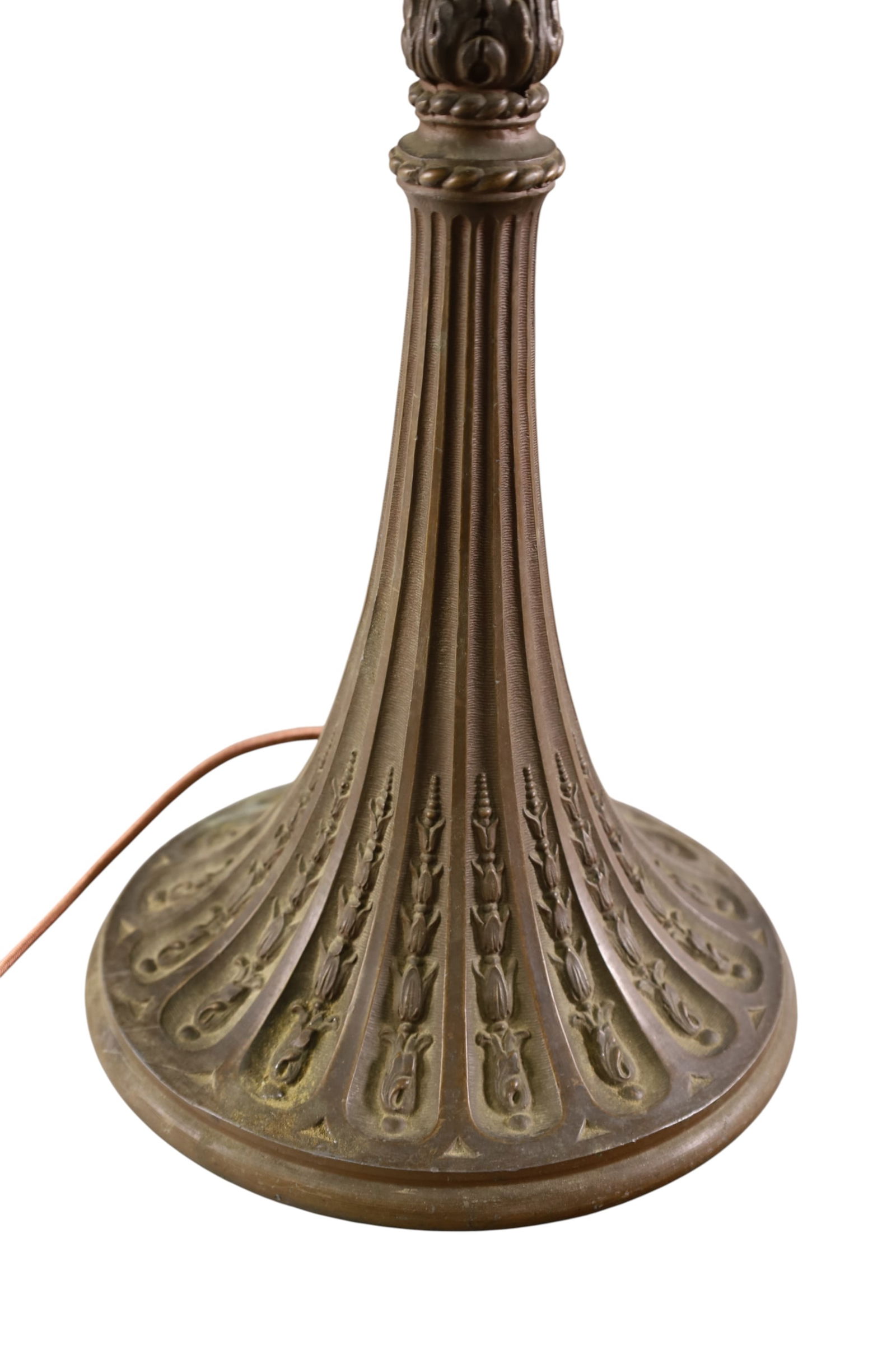 LEADED GLASS TABLE LAMP - 3