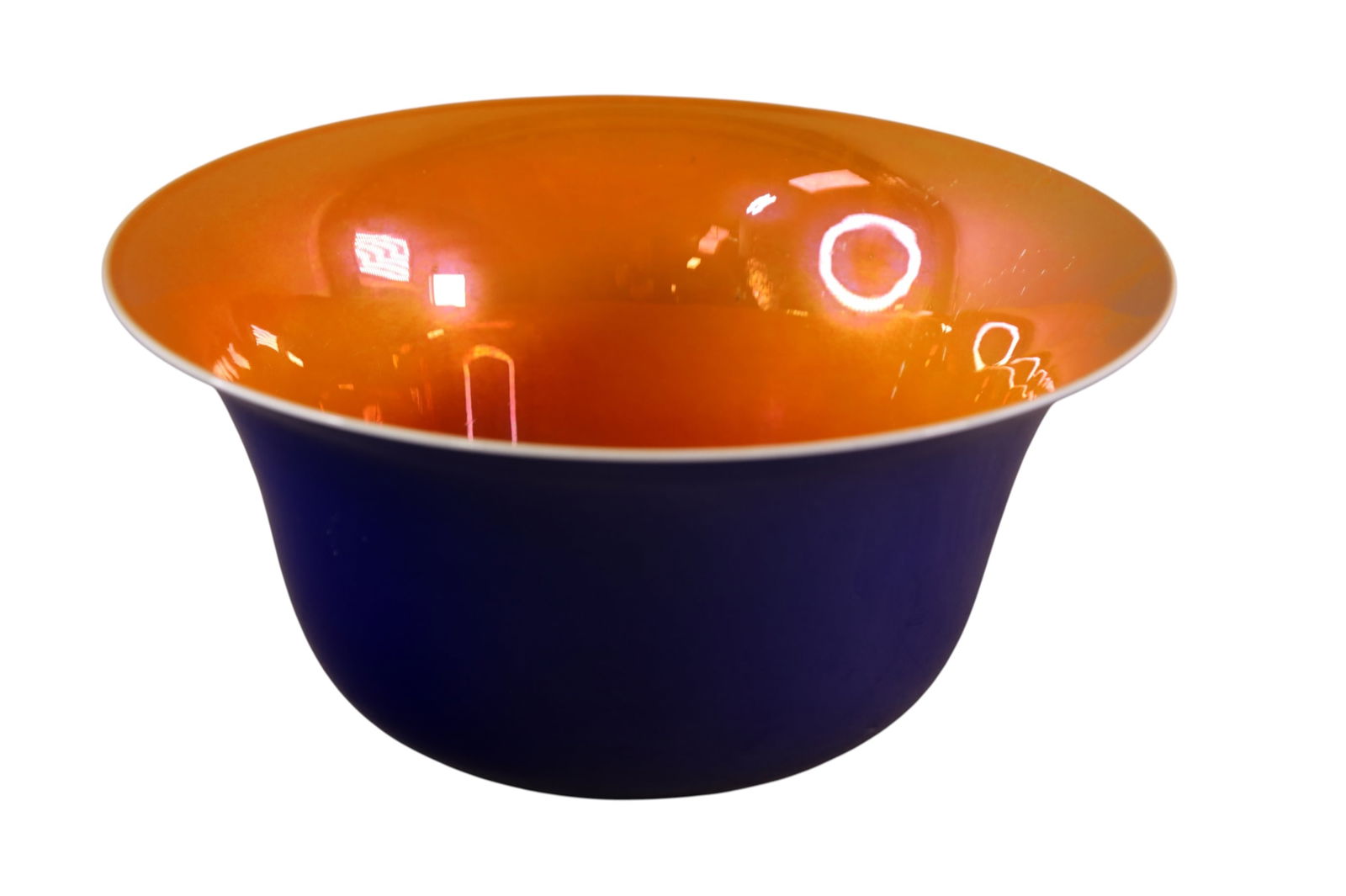 ART GLASS CENTER BOWL: ATTRIBUTED TO DURAND, ART GLASS CENTER BOWL. 9" DIAM x 4 1/4" H.