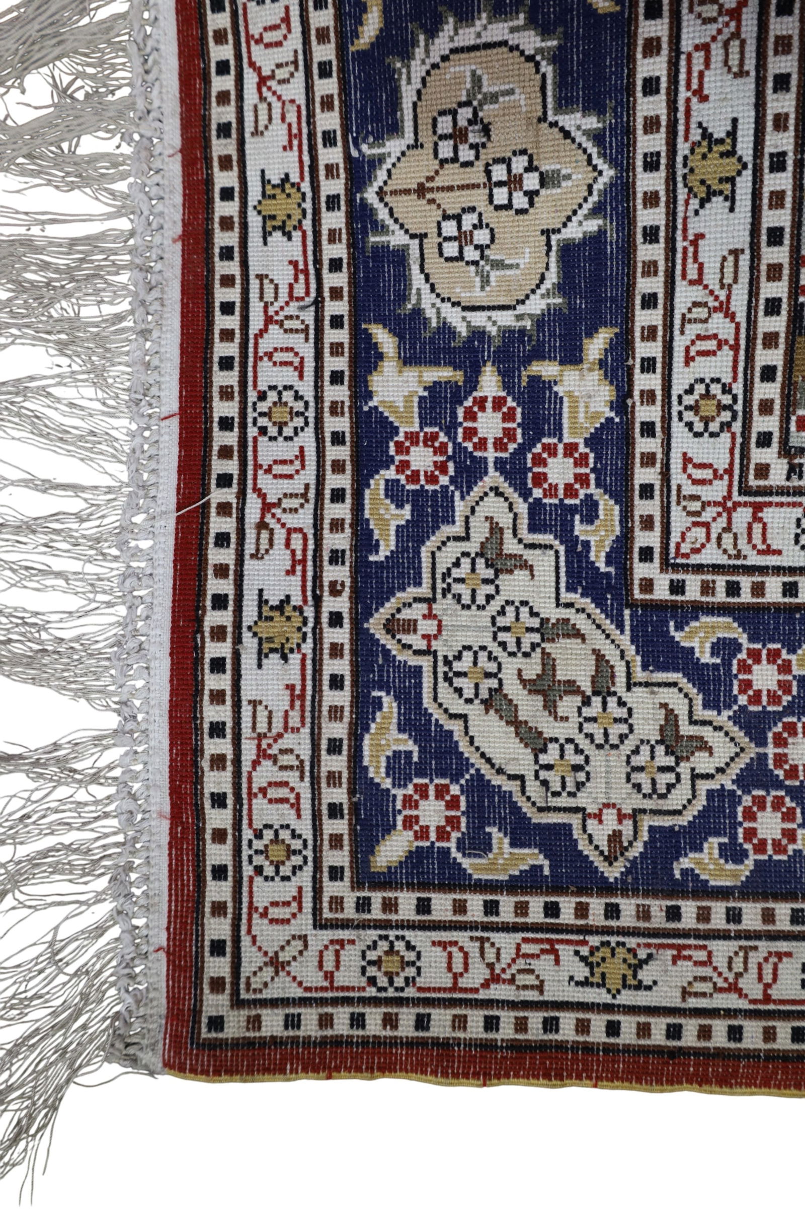 APPROX 5' 10" x 4' HANDMADE RUG - 4