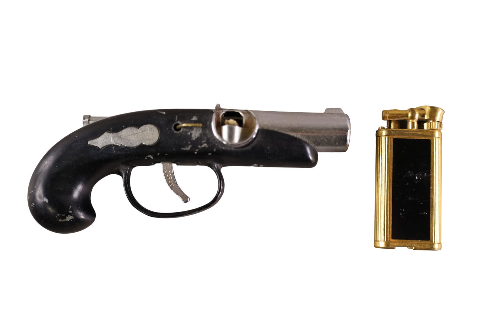 2 VINTAGE LIGHTERS (1 of 2)