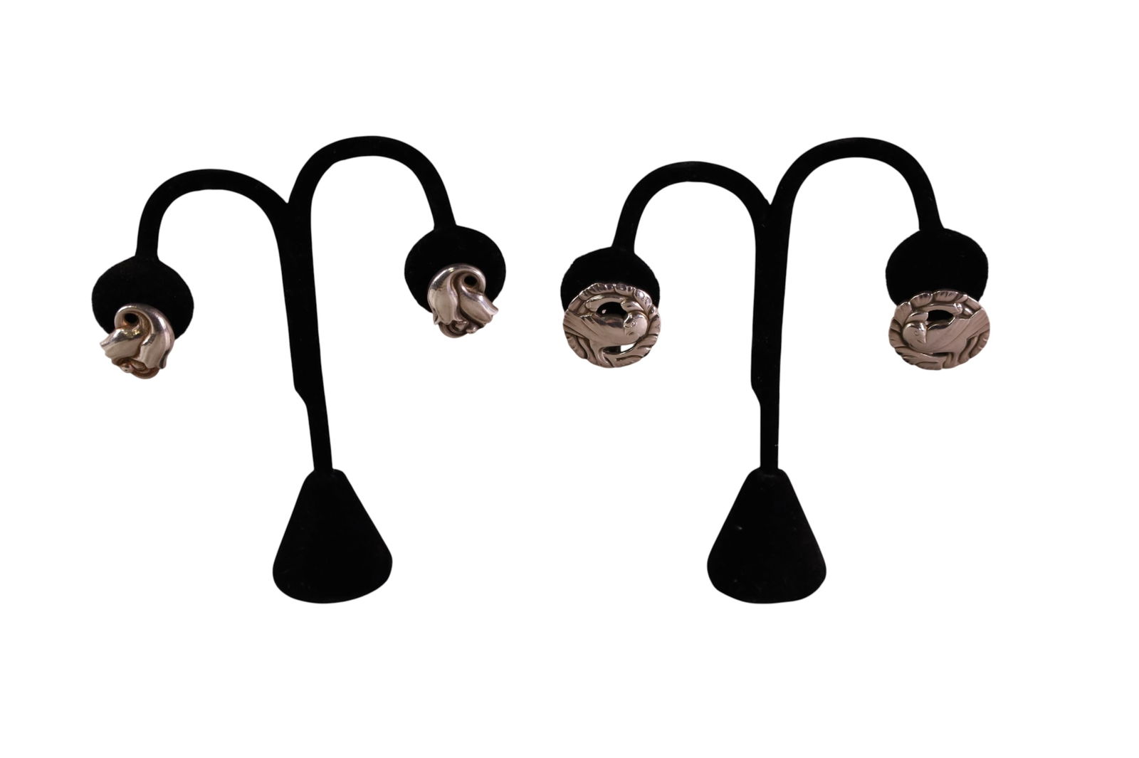 2 PAIR OF GEORG JENSEN EARRINGS: 2 PAIRS OF GEORG JENSEN EARRINGS.