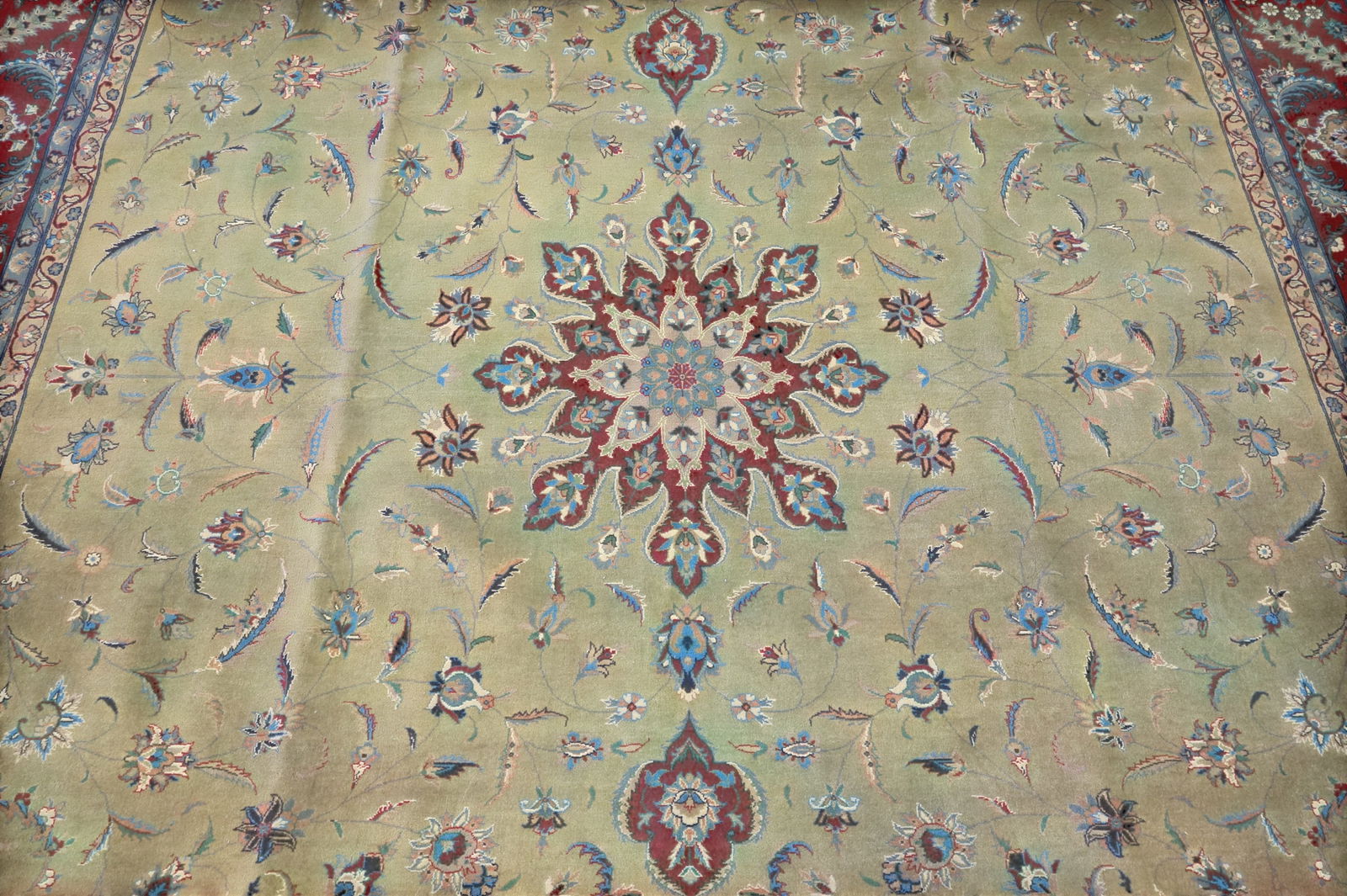 APPROX 9' x 12' 7" HANDMADE WOOL RUG - 3