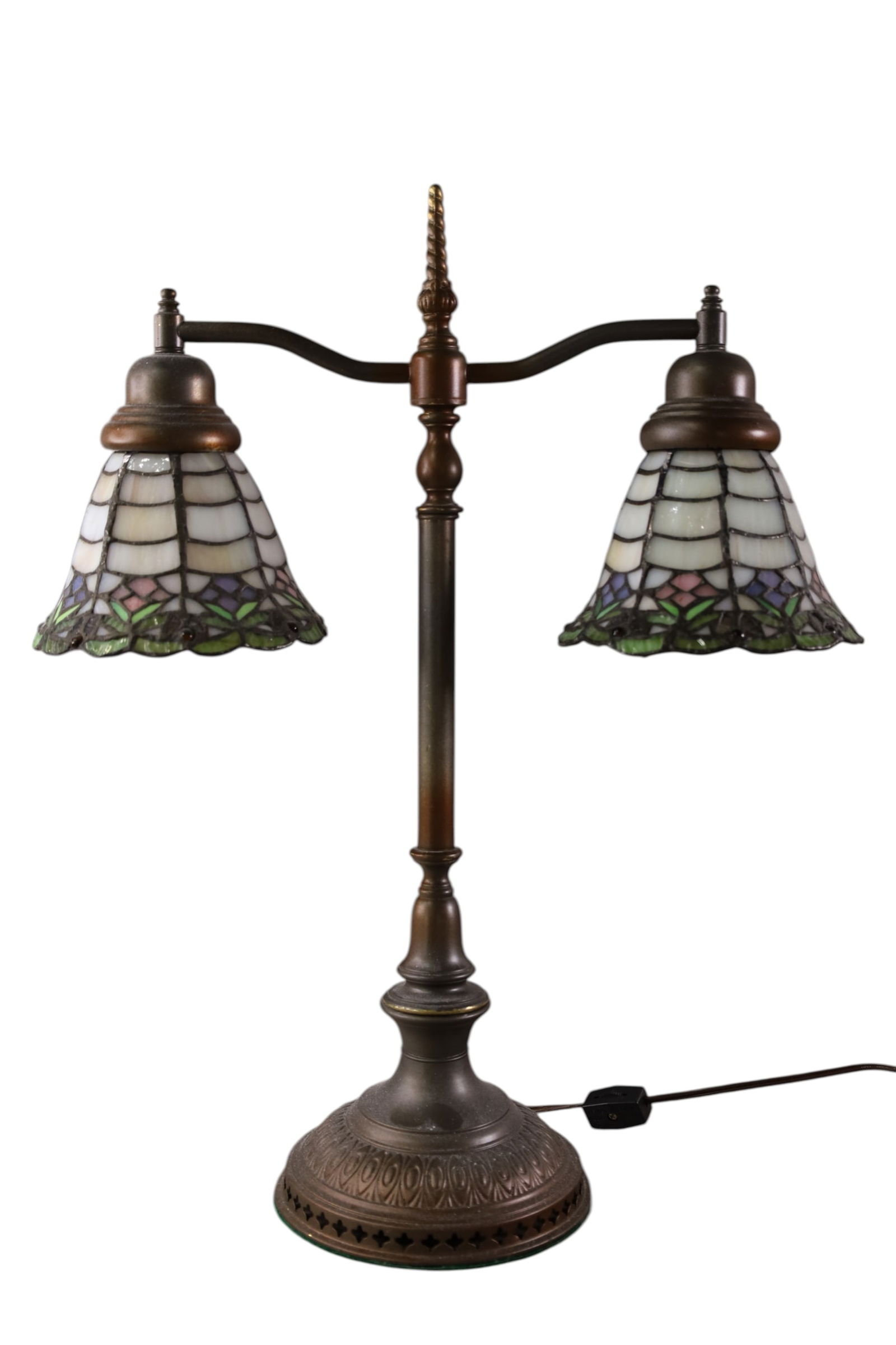 CONTEMPORARY LEADED GLASS LAMP: CONTEMPORARY DOUBLE SOCKET LEADED GLASS LAMP, 16" H.