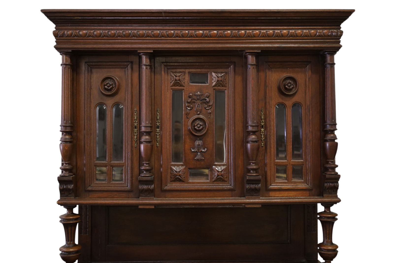 EUROPEAN OAK SIDEBOARD - 2