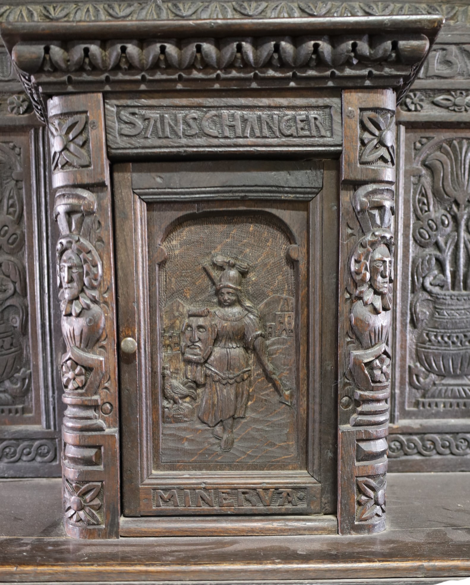 MID 19TH CENTURY NEOGOTHIC ALTAR - 3